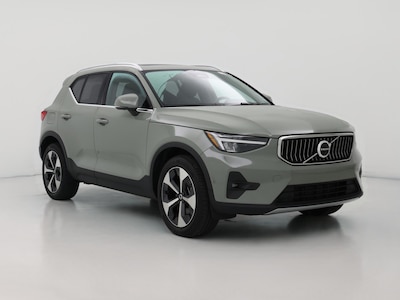 2024 Volvo XC40 B5 Plus Bright Theme