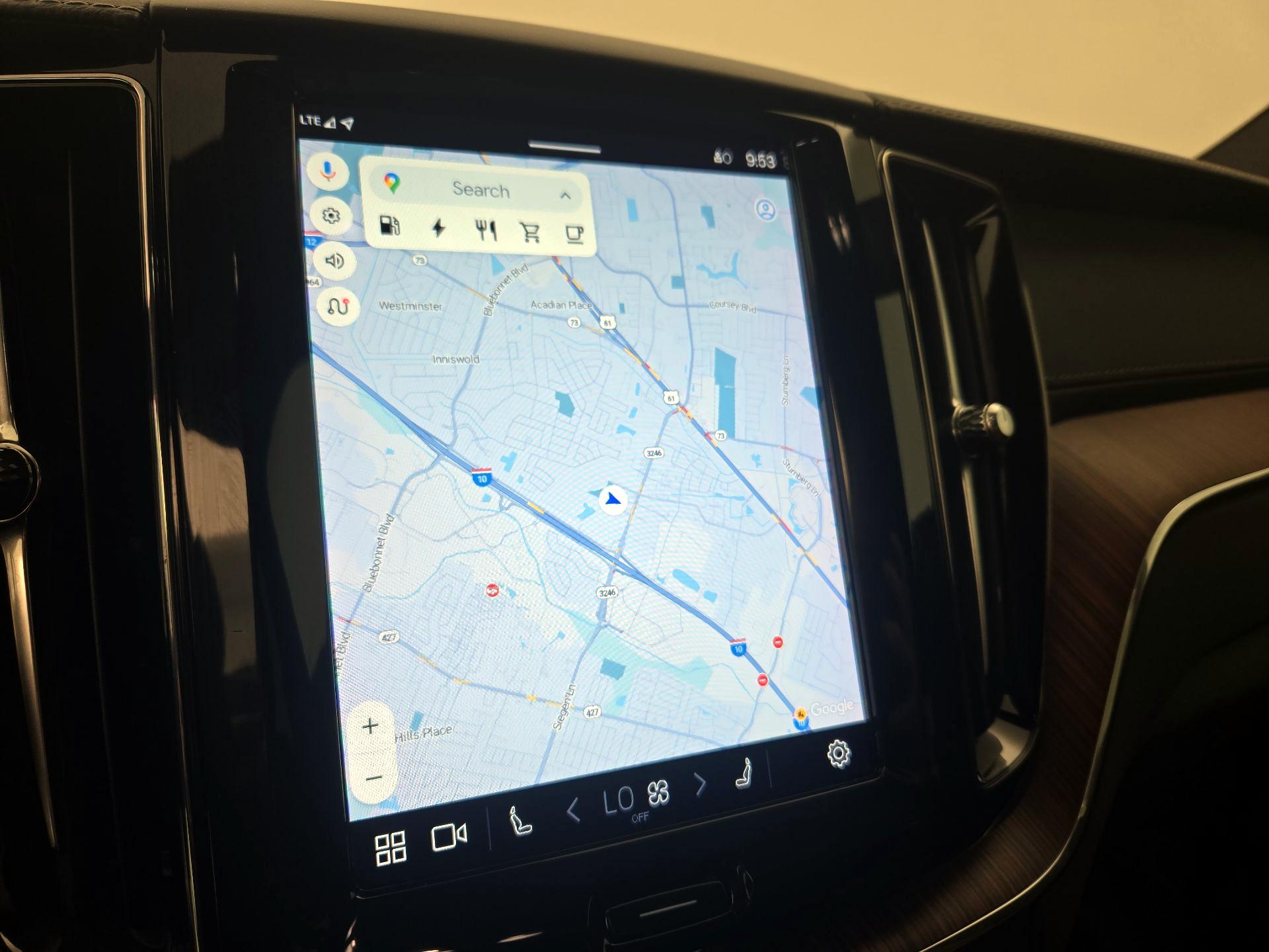 Thumbnail: 2023 Volvo XC60 - 14