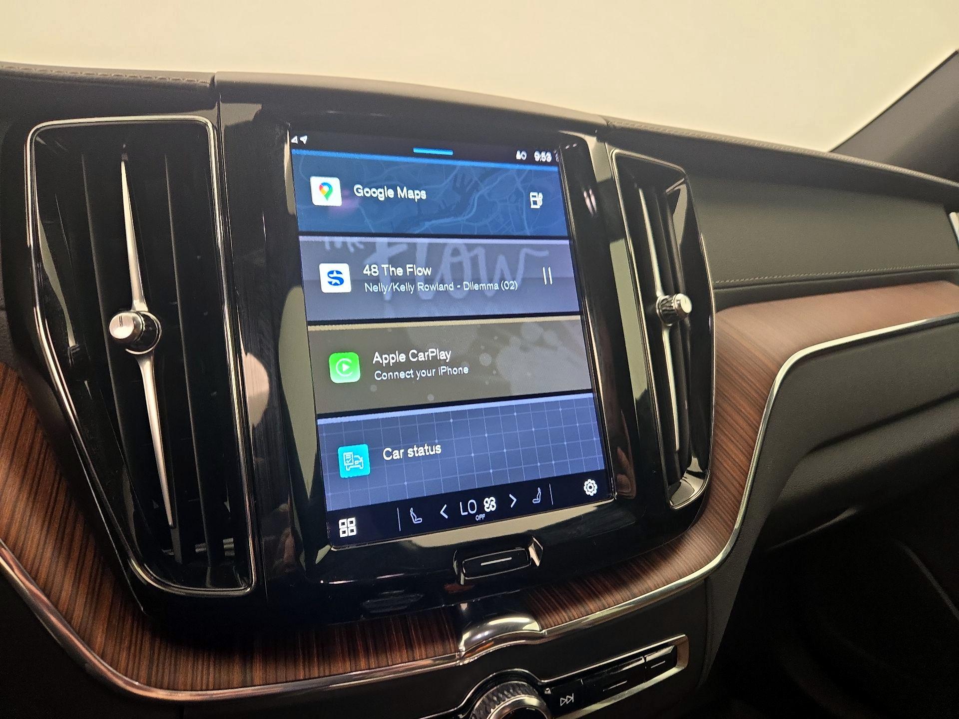 Thumbnail: 2023 Volvo XC60 - 16