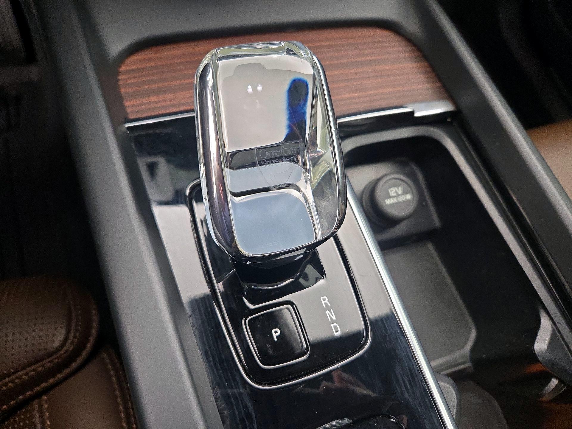 Thumbnail: 2023 Volvo XC60 - 18