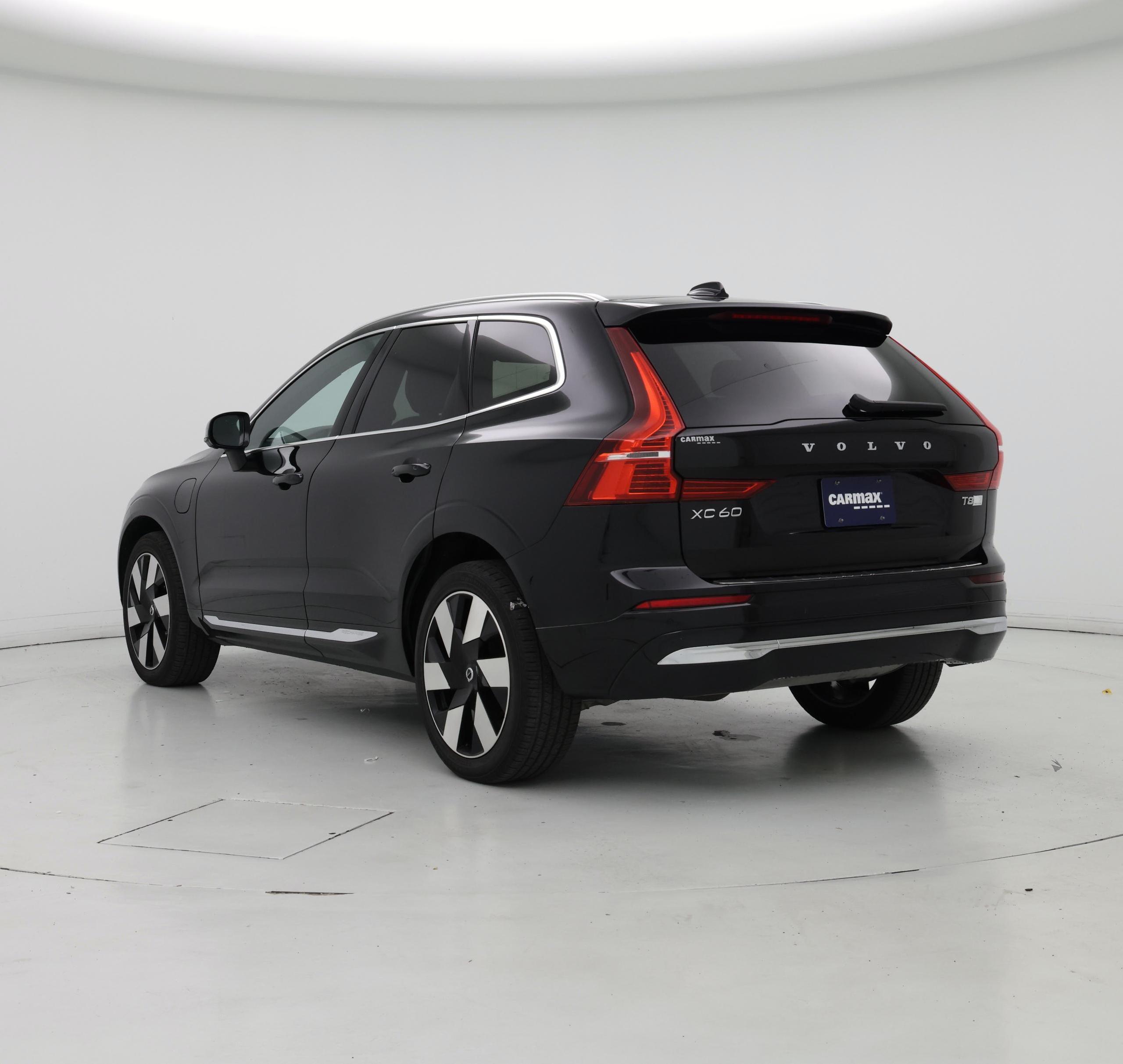 Thumbnail: 2023 Volvo XC60 - 2