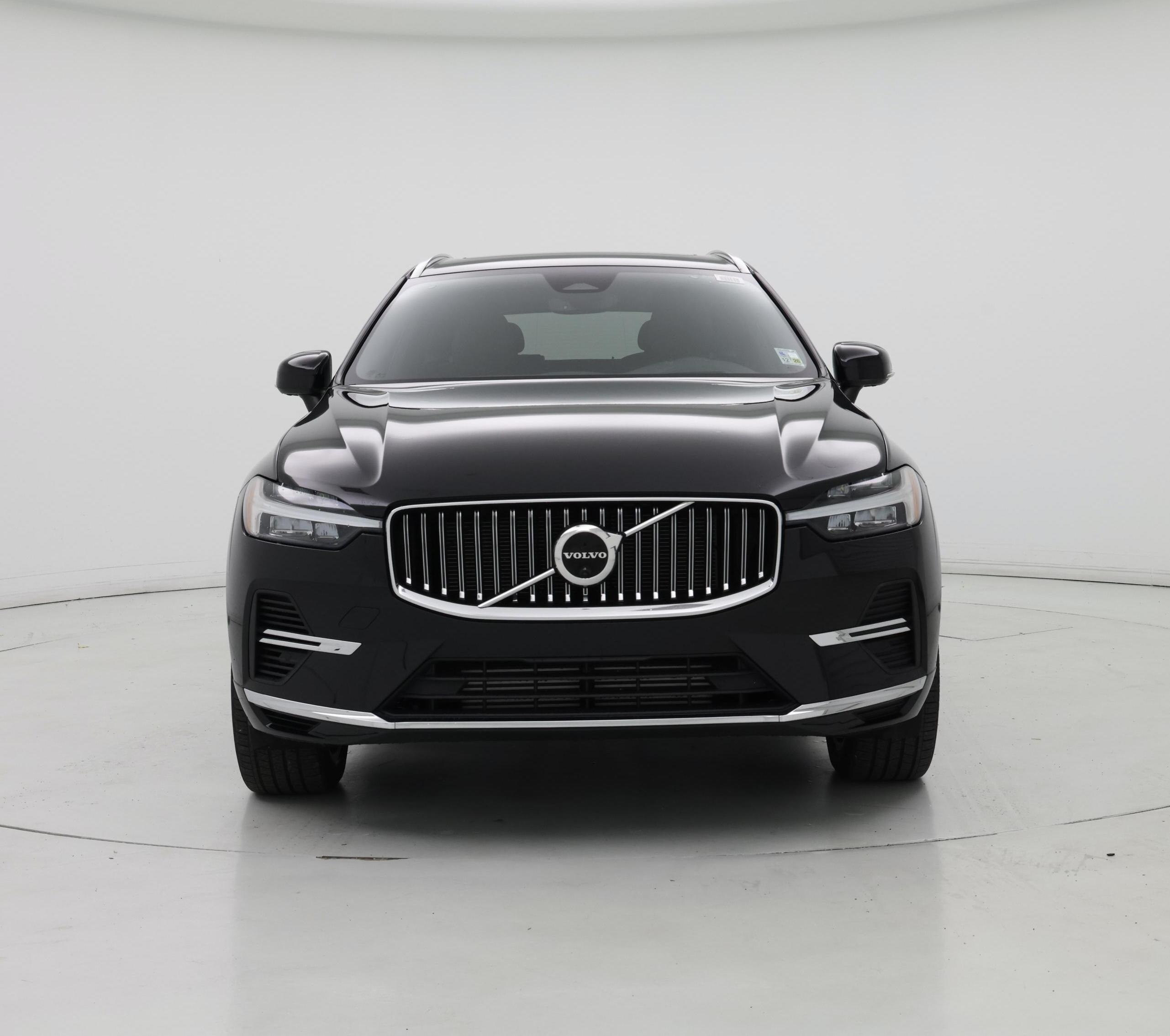 Thumbnail: 2023 Volvo XC60 - 5