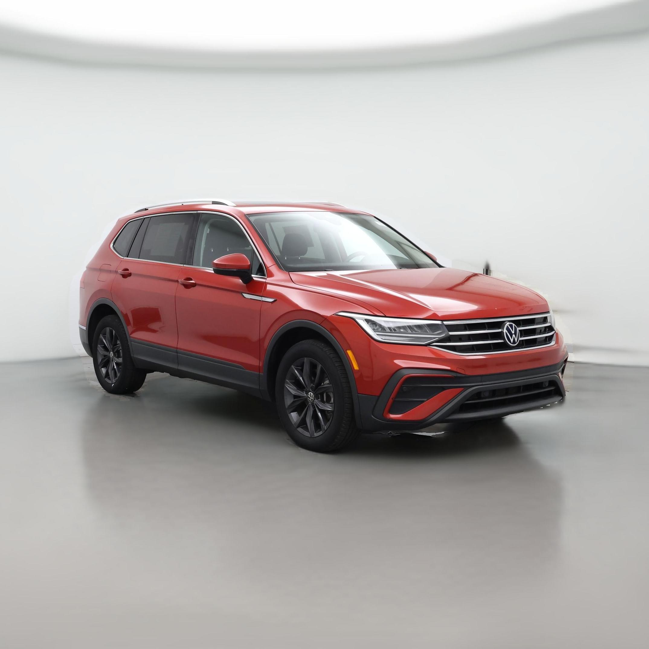 Thumbnail: 2022 Volkswagen Tiguan - 1