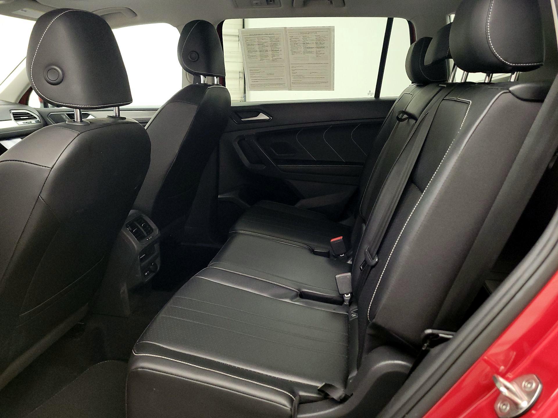 Thumbnail: 2022 Volkswagen Tiguan - 19