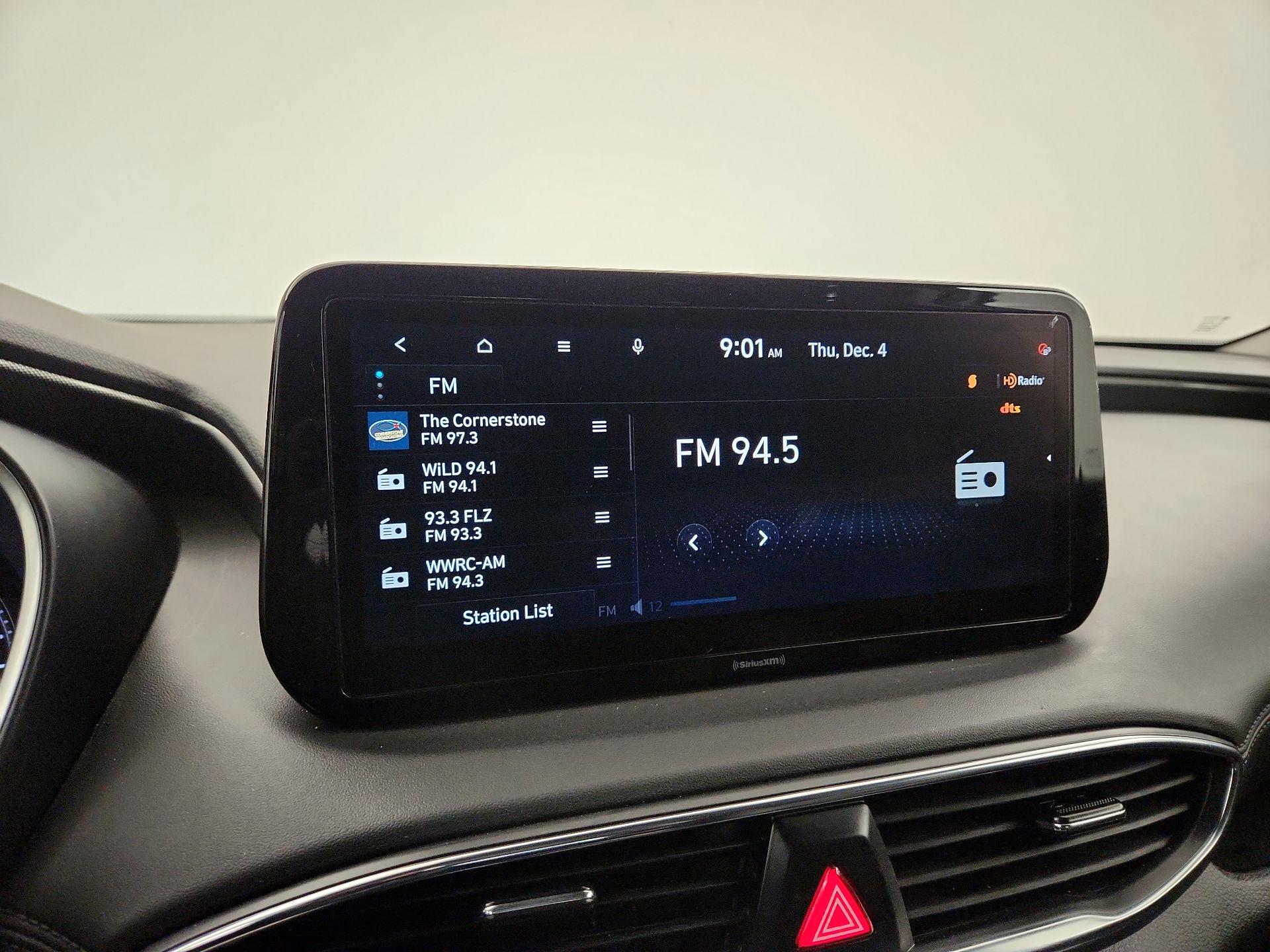 Thumbnail: 2023 Hyundai Santa Fe - 16