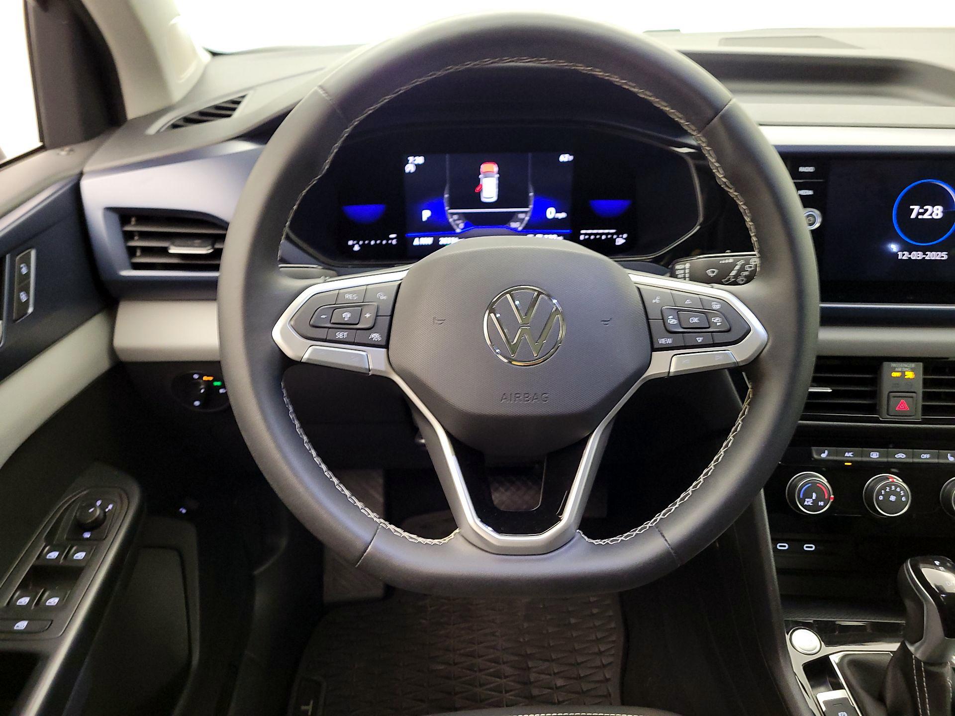 Thumbnail: 2023 Volkswagen Taos - 10