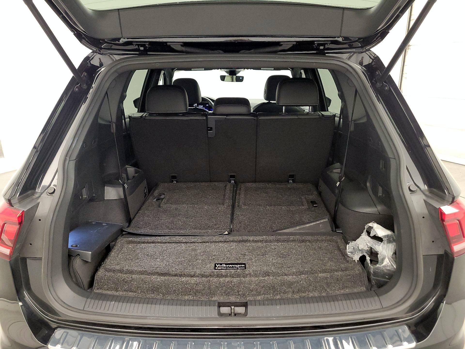 Thumbnail: 2022 Volkswagen Tiguan - 20