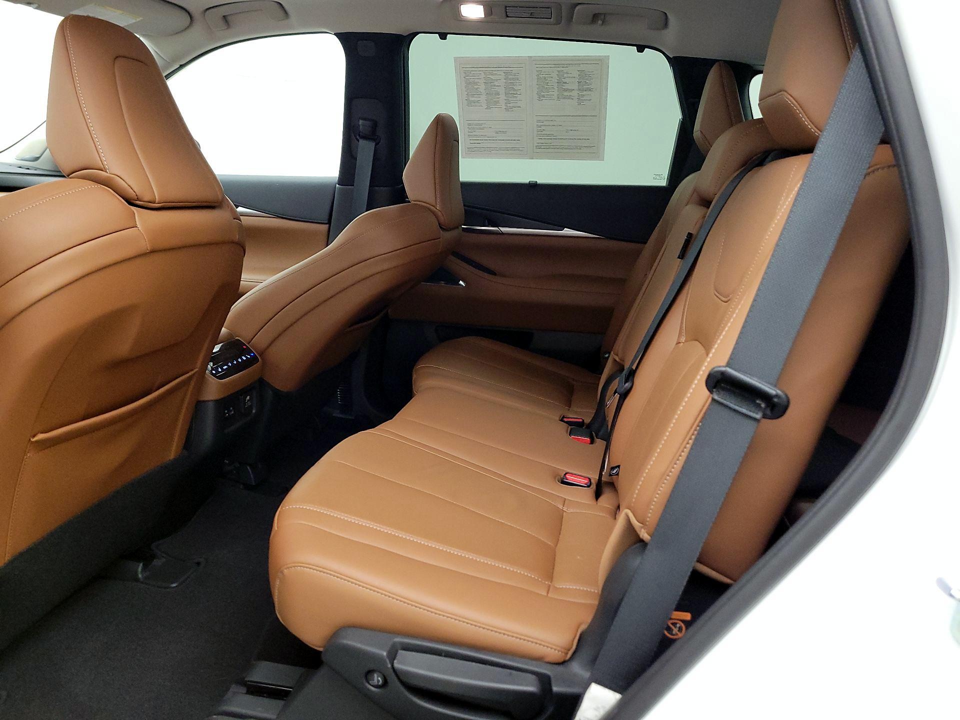 Thumbnail: 2023 INFINITI QX60 - 19