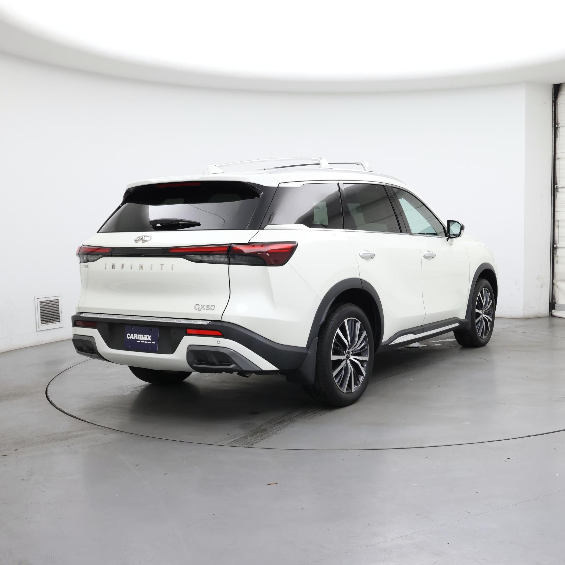 Thumbnail: 2023 INFINITI QX60 - 8