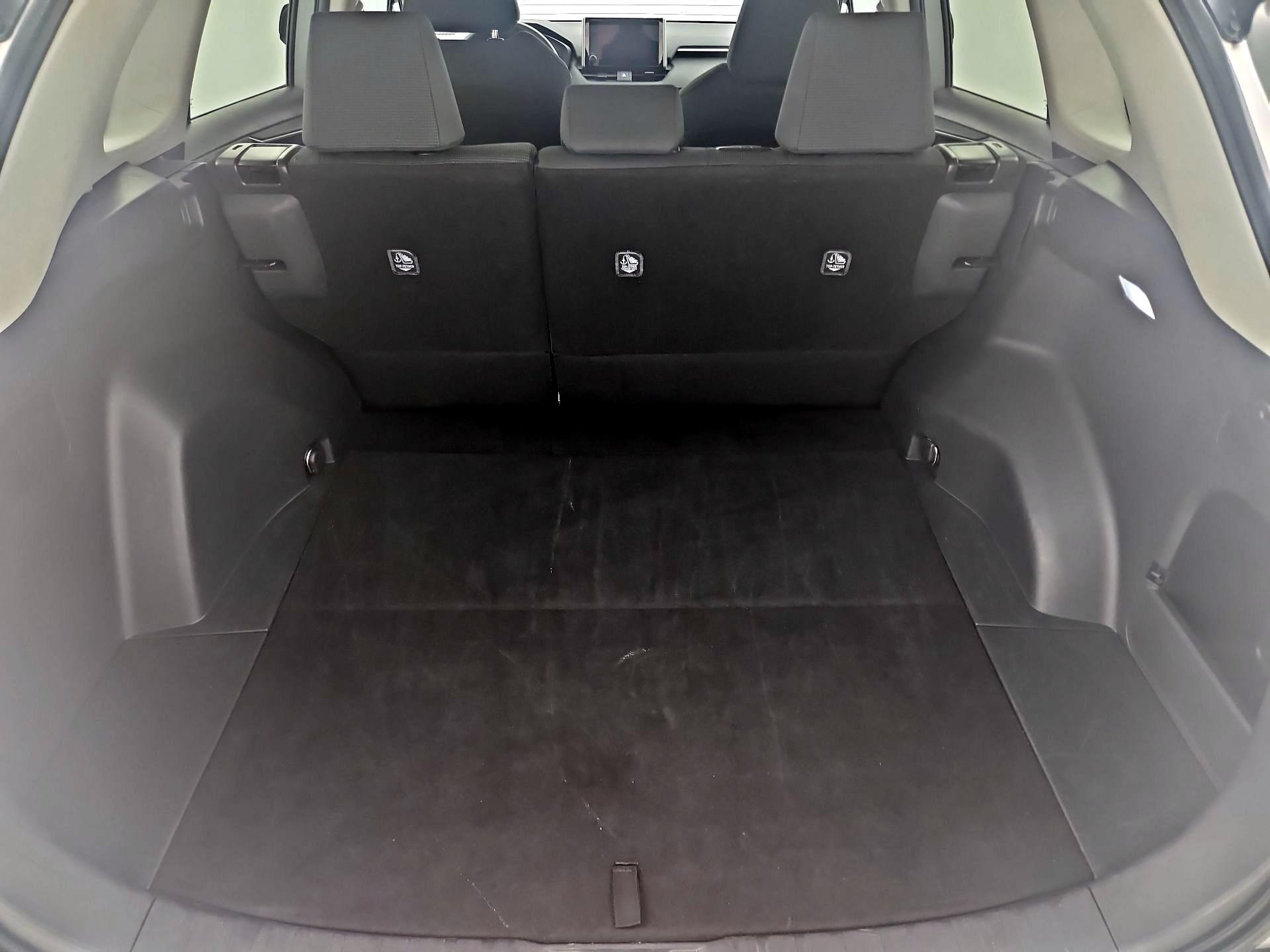 Thumbnail: 2024 Toyota RAV4 - 20