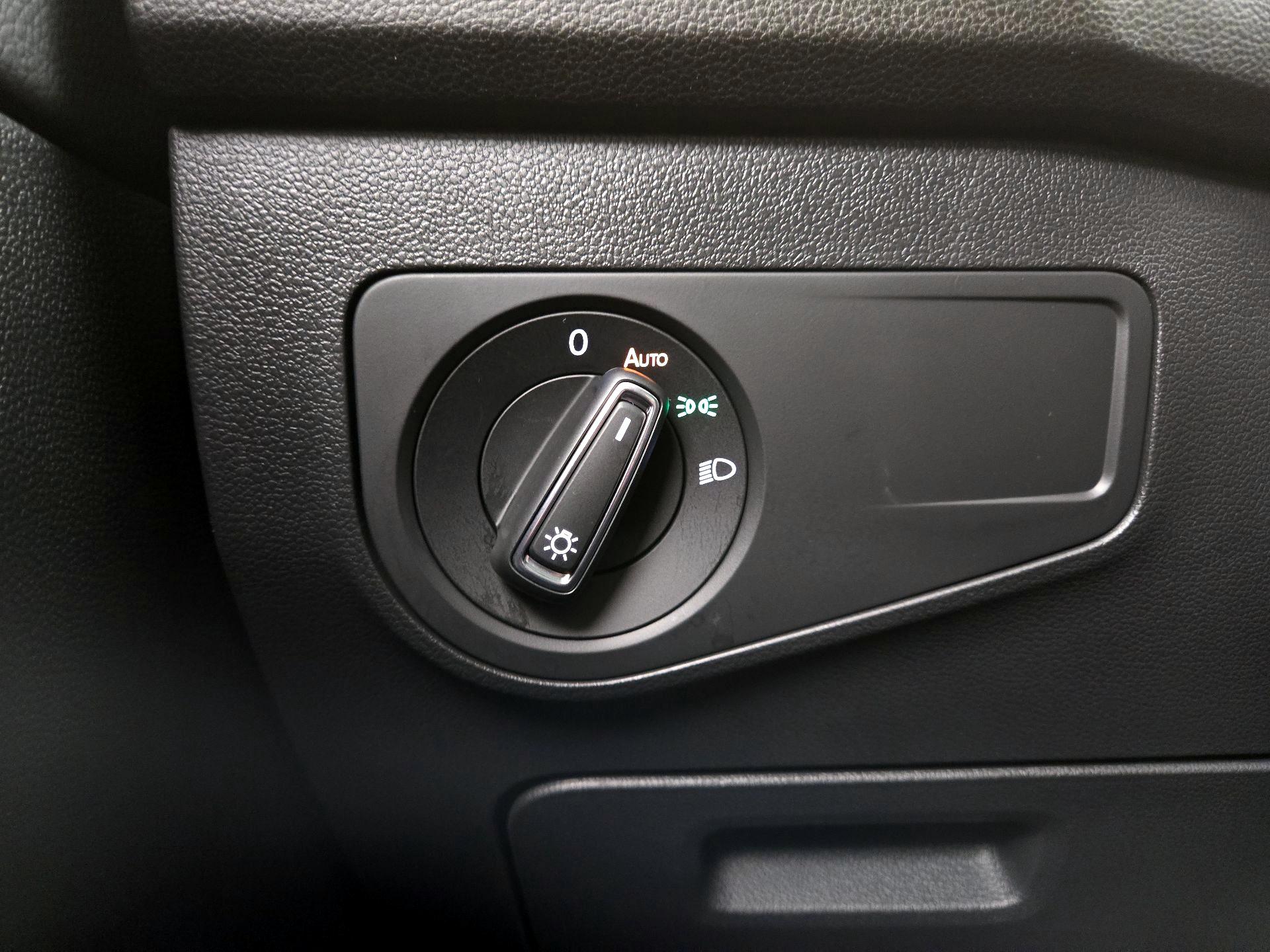 Thumbnail: 2024 Volkswagen Tiguan - 13