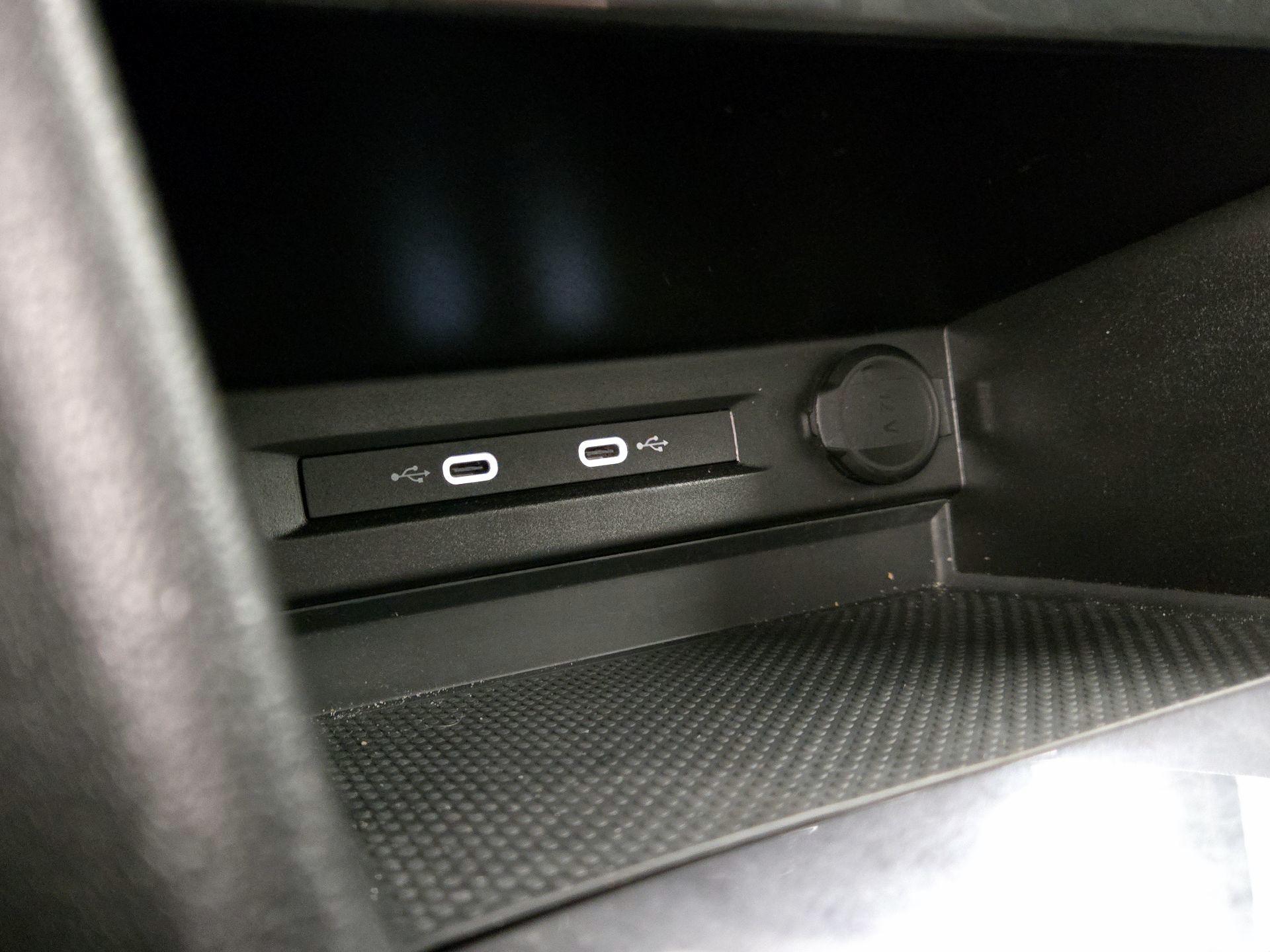 Thumbnail: 2024 Volkswagen Tiguan - 18