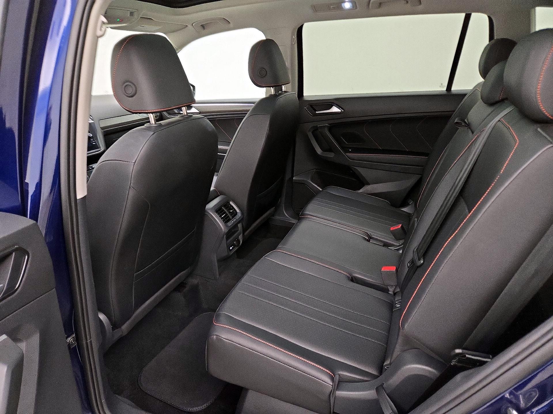 Thumbnail: 2024 Volkswagen Tiguan - 20