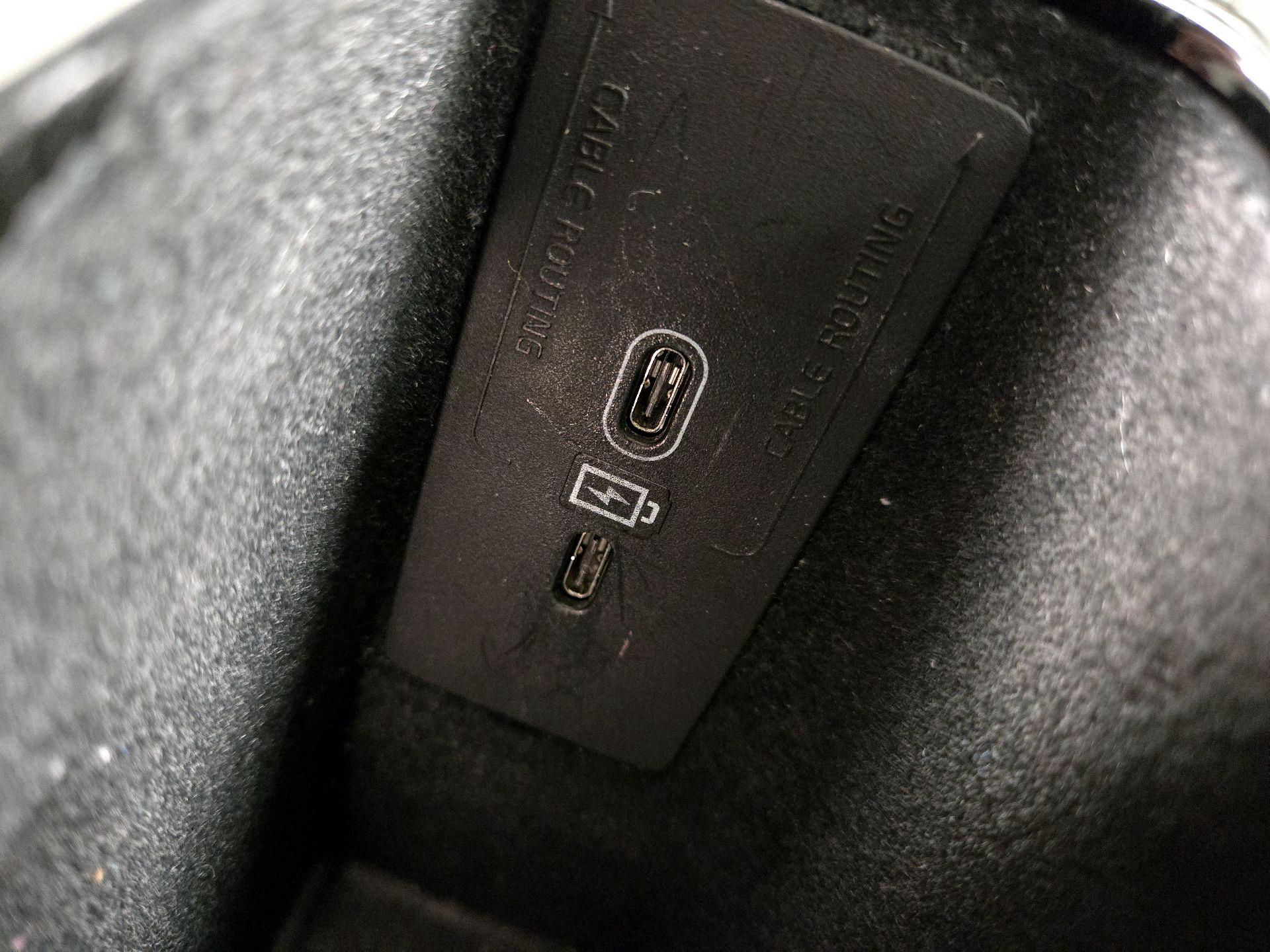 Thumbnail: 2023 Volvo XC60 - 18