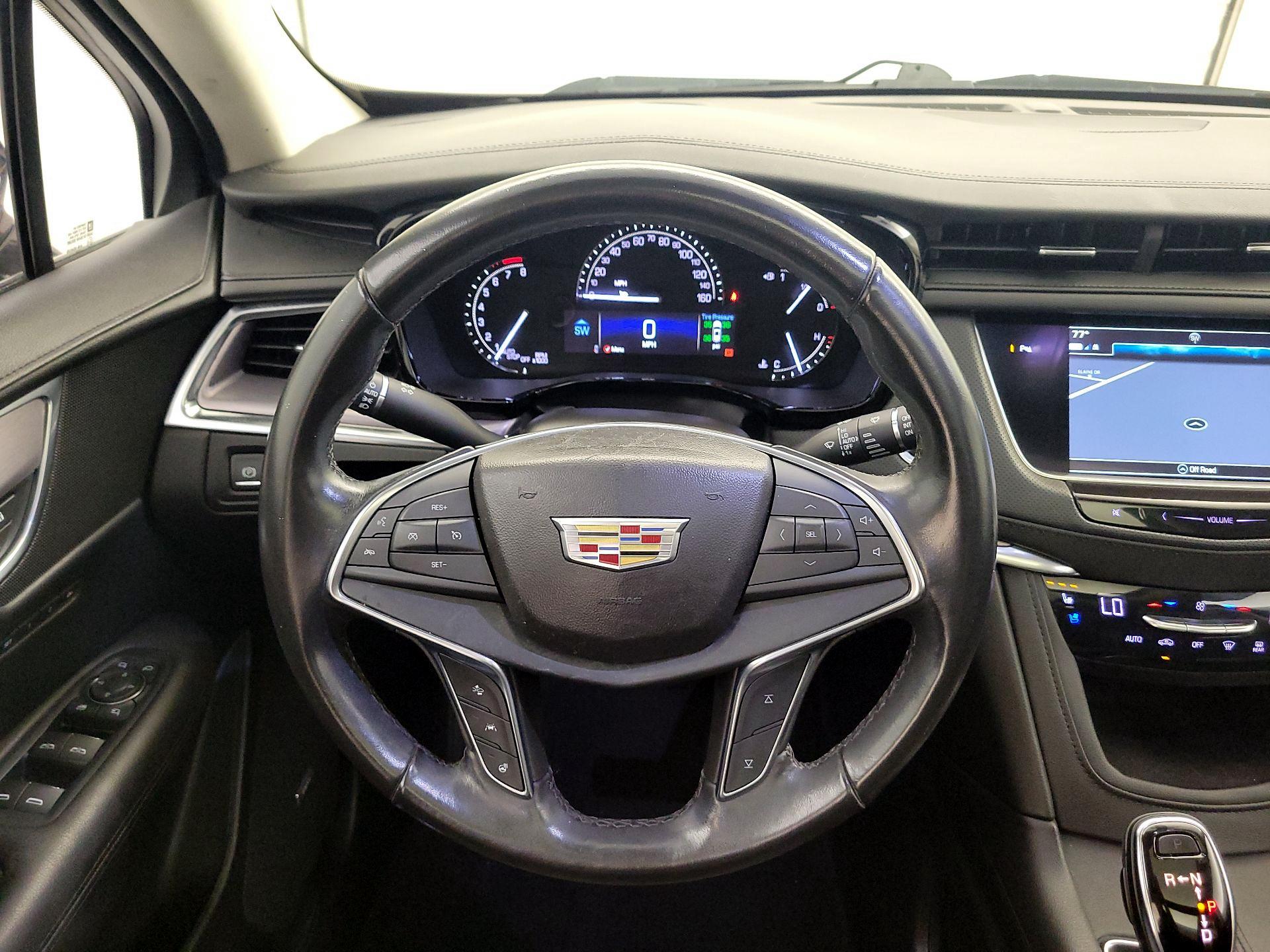Thumbnail: 2019 Cadillac XT5 - 10