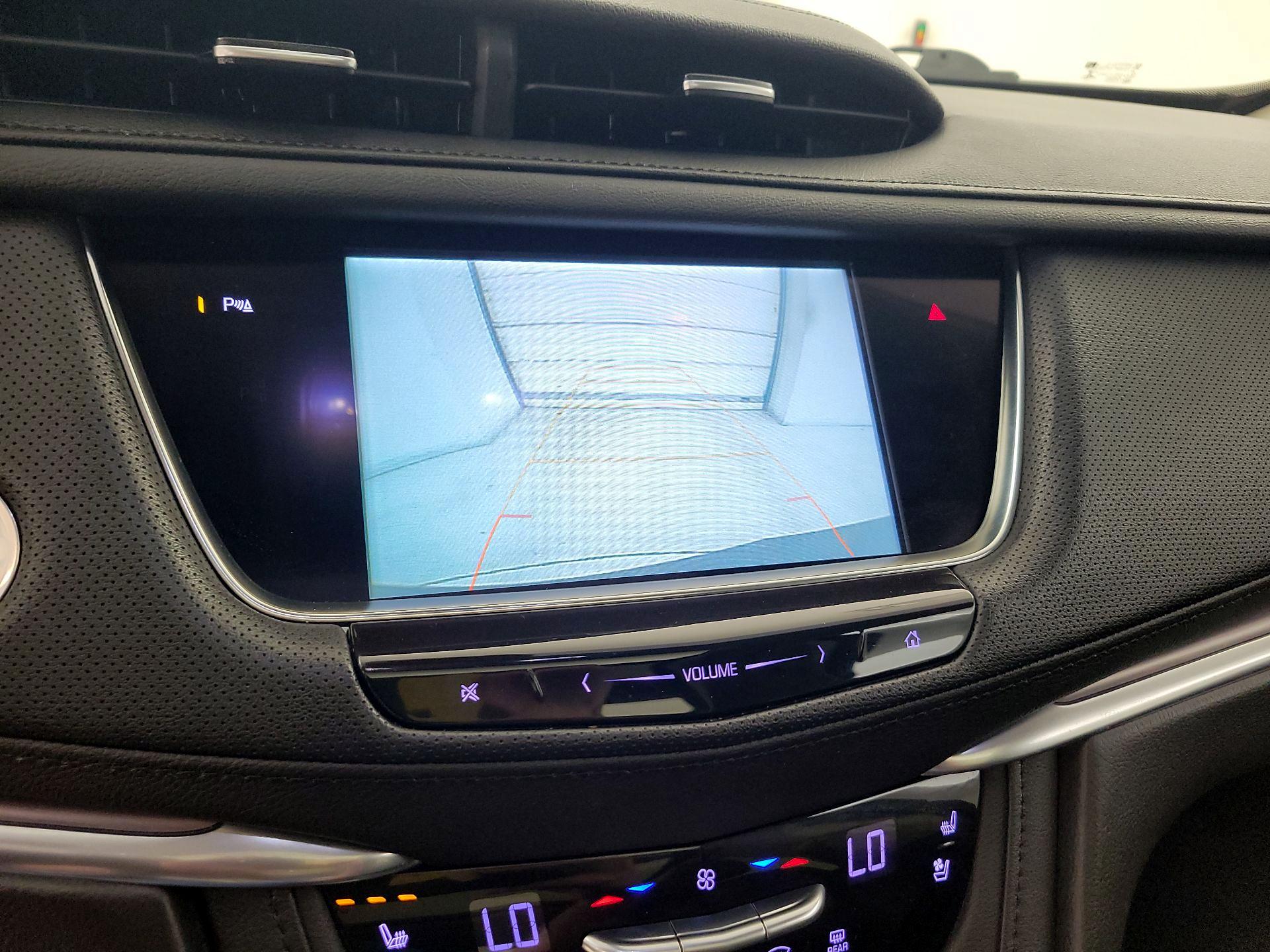 Thumbnail: 2019 Cadillac XT5 - 15