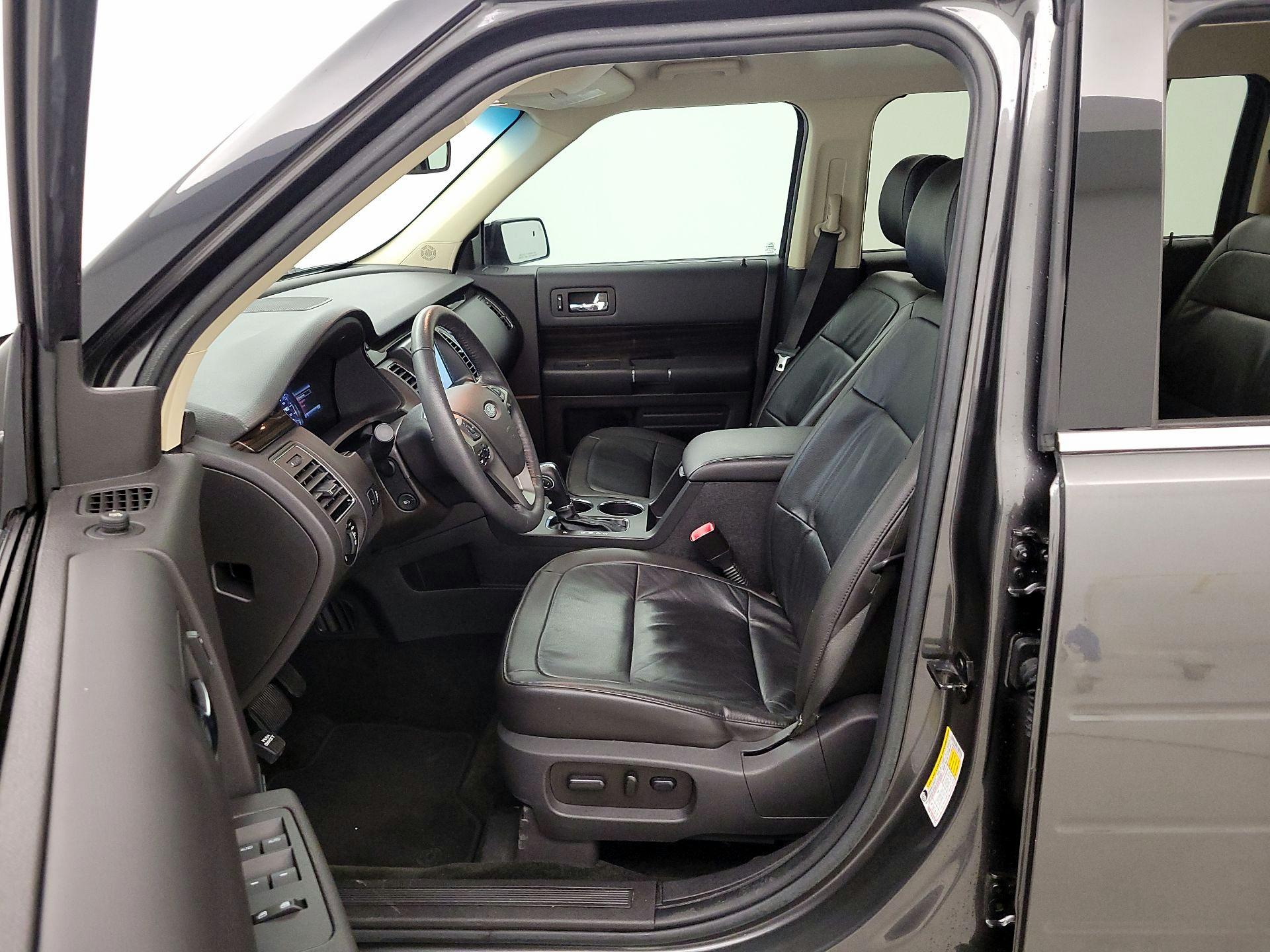 Thumbnail: 2018 Ford Flex - 11