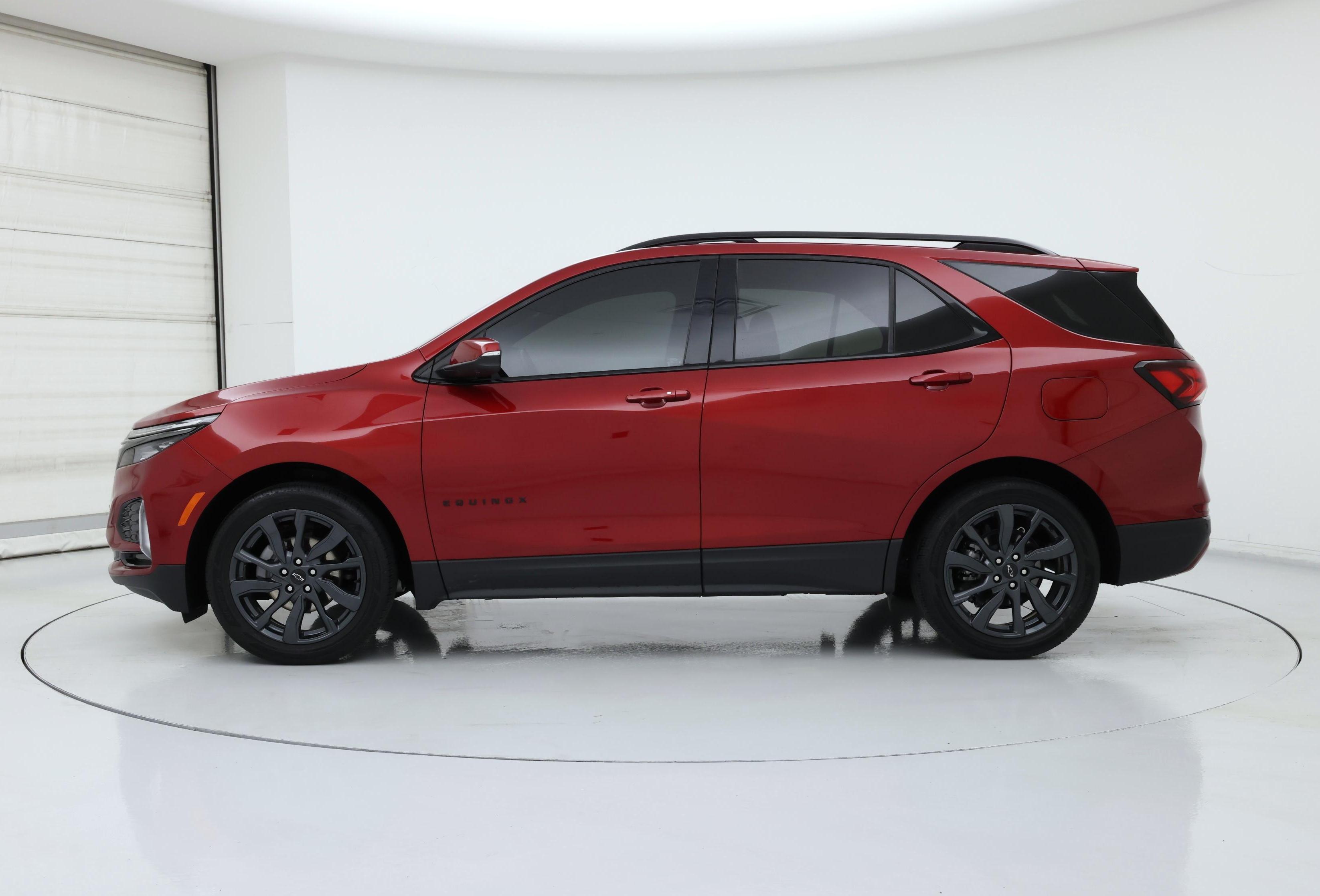 Thumbnail: 2023 Chevrolet Equinox - 3