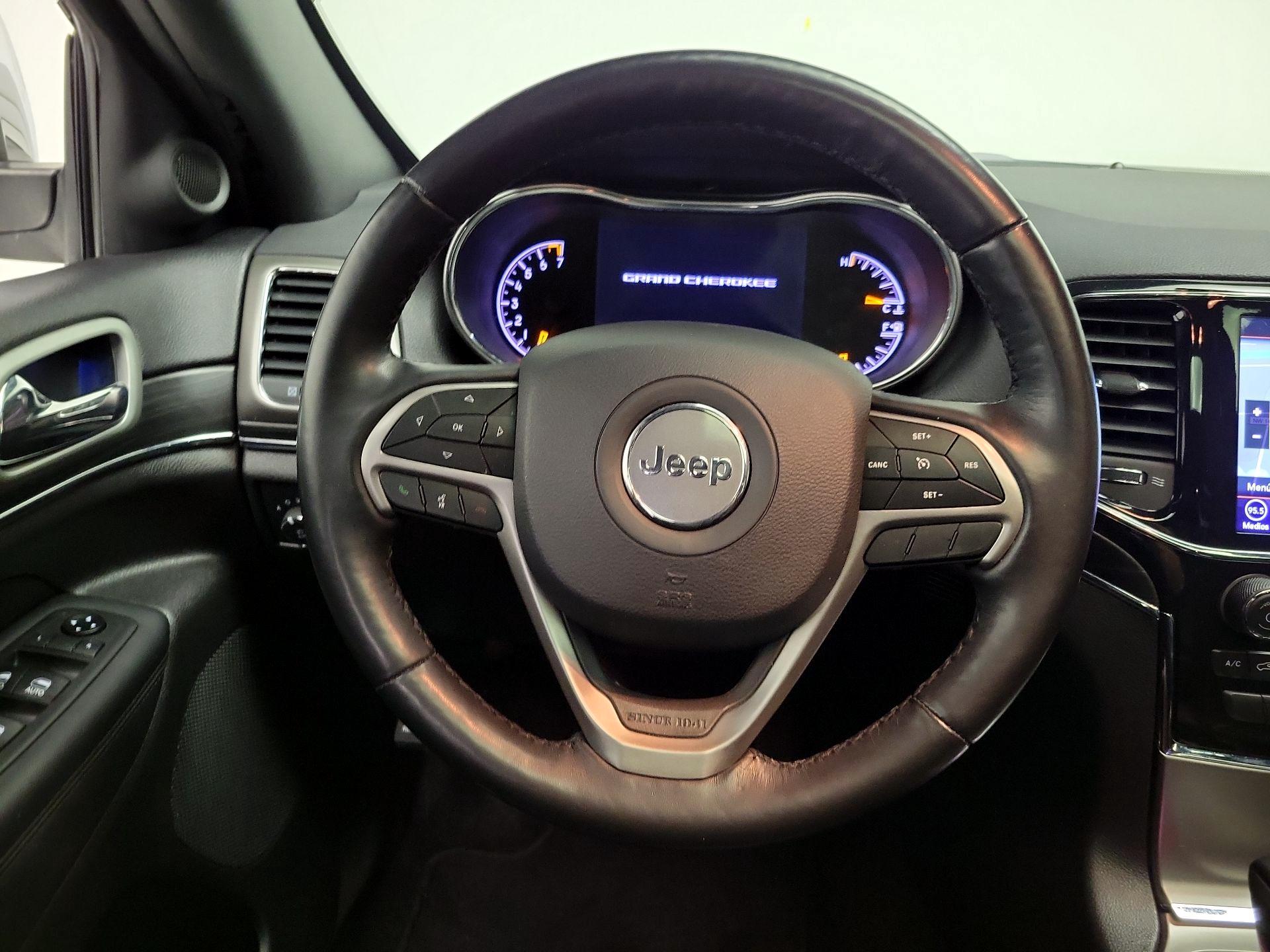 Thumbnail: 2021 Jeep Grand Cherokee - 10