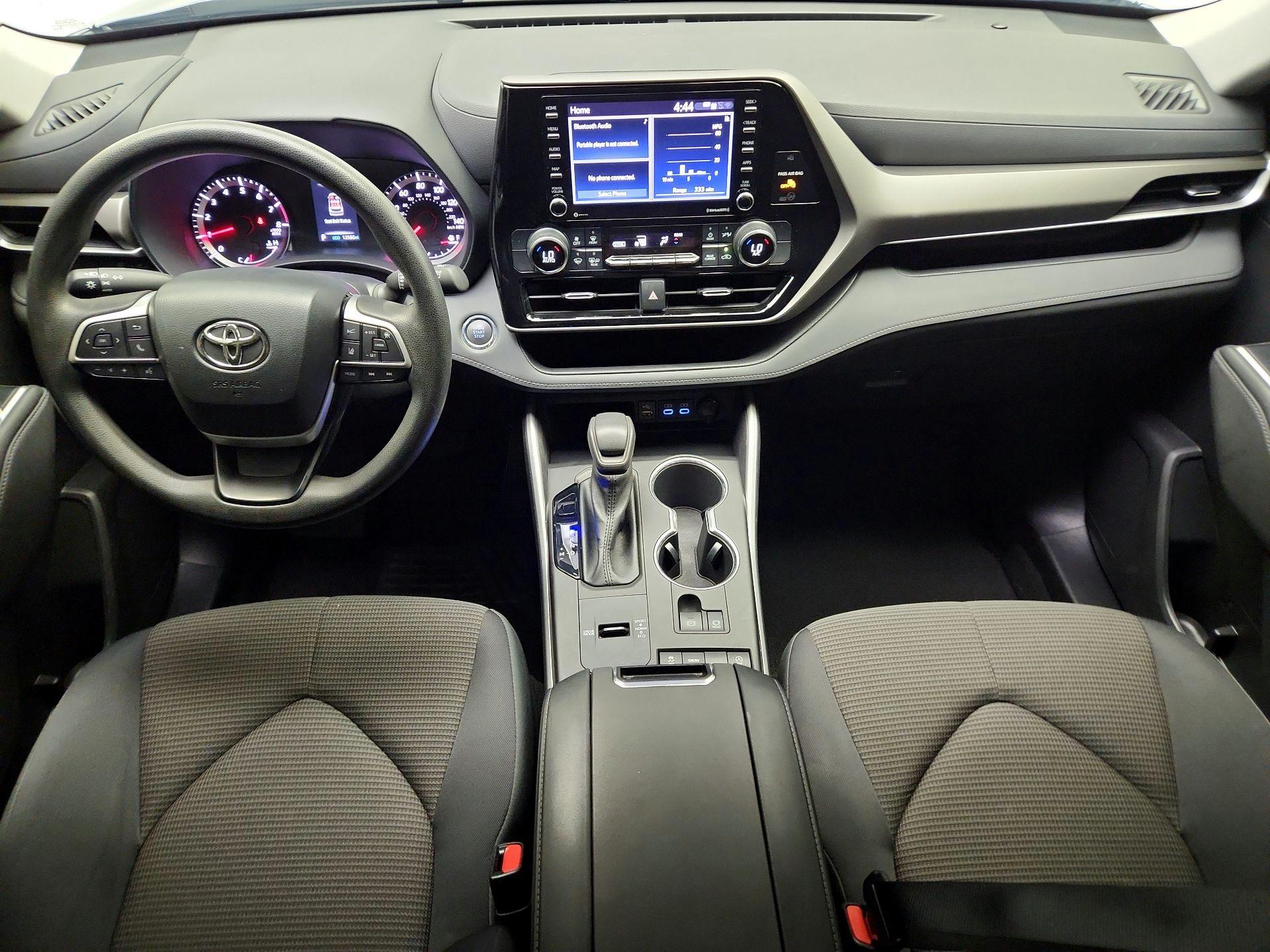 Thumbnail: 2022 Toyota Highlander - 9