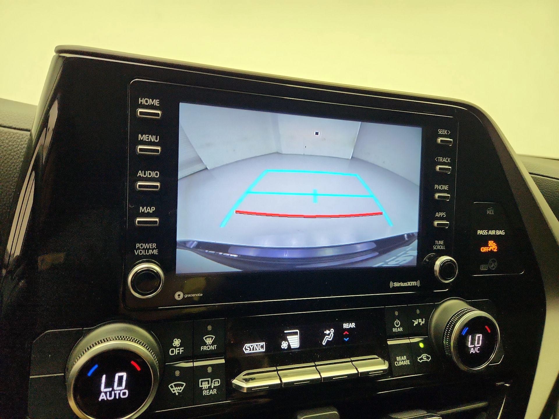 Thumbnail: 2022 Toyota Highlander - 14