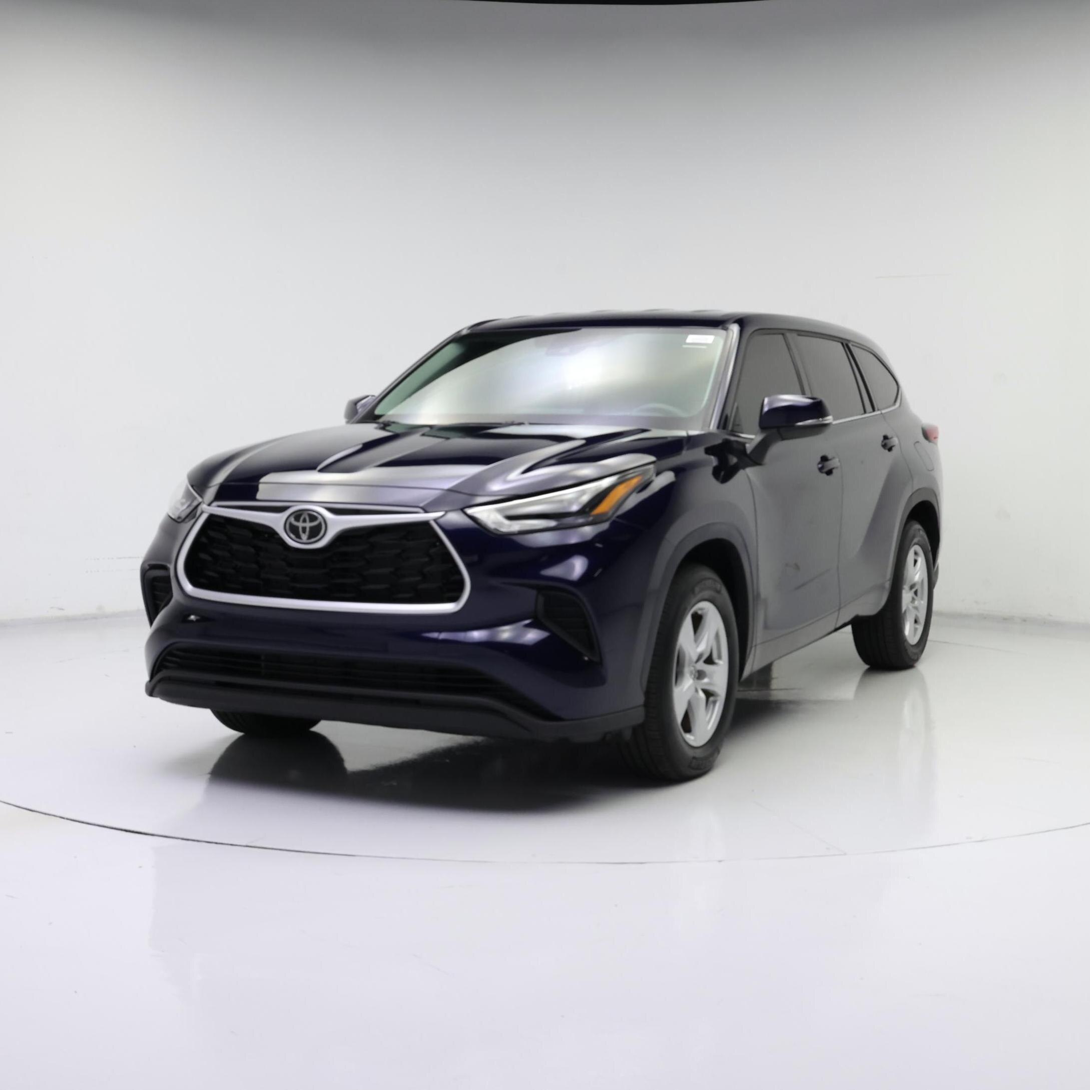 Thumbnail: 2022 Toyota Highlander - 4