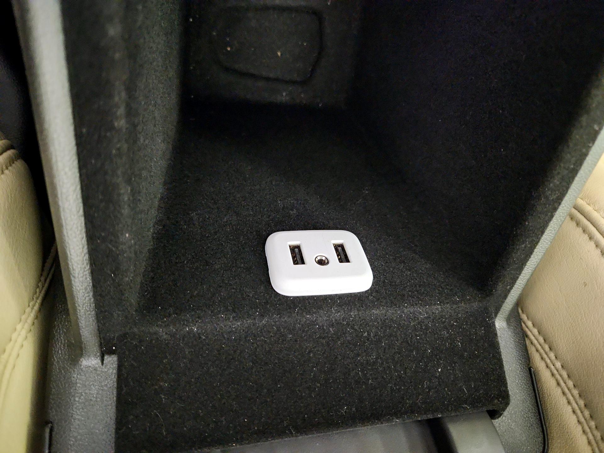 Thumbnail: 2017 Cadillac XT5 - 19