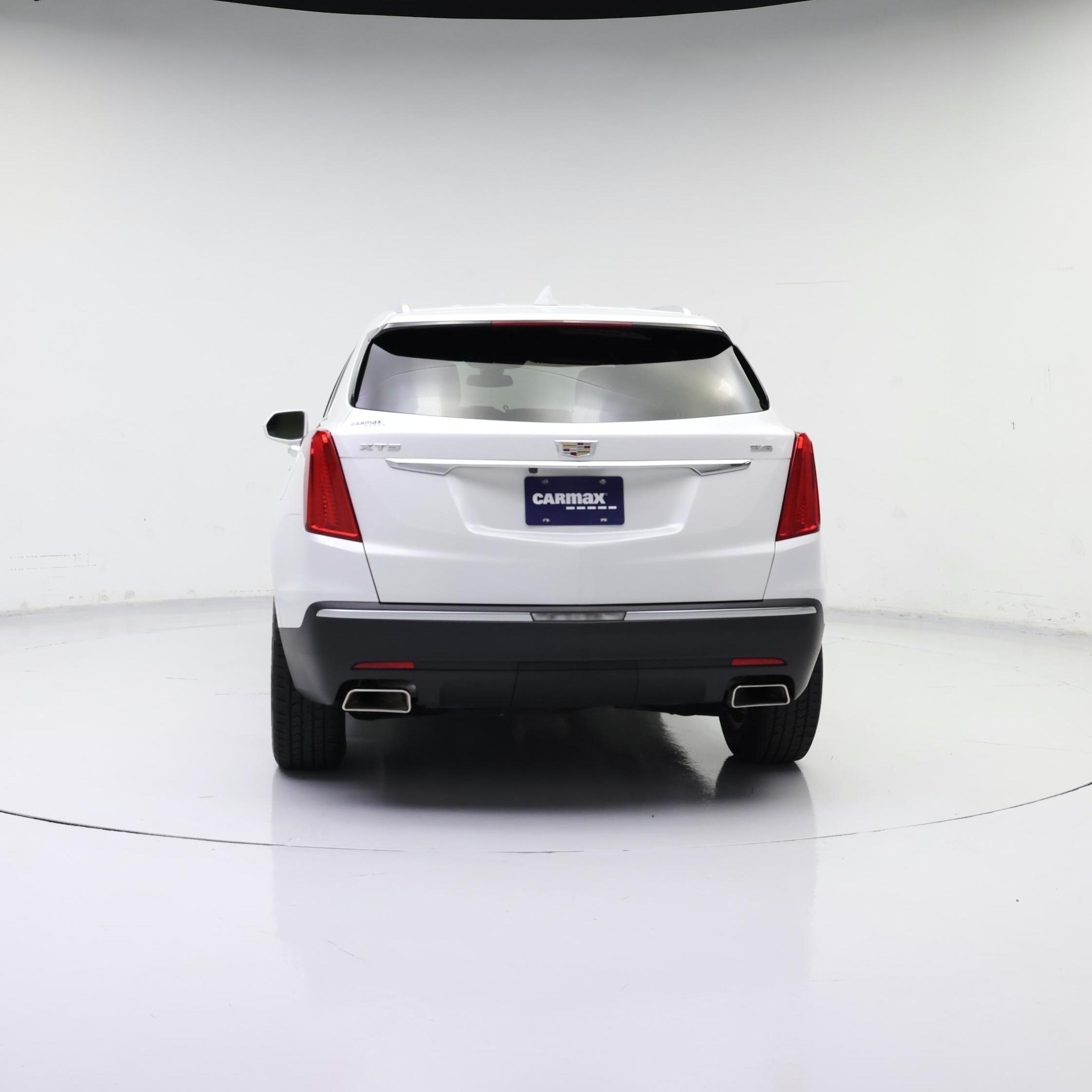 Thumbnail: 2017 Cadillac XT5 - 6