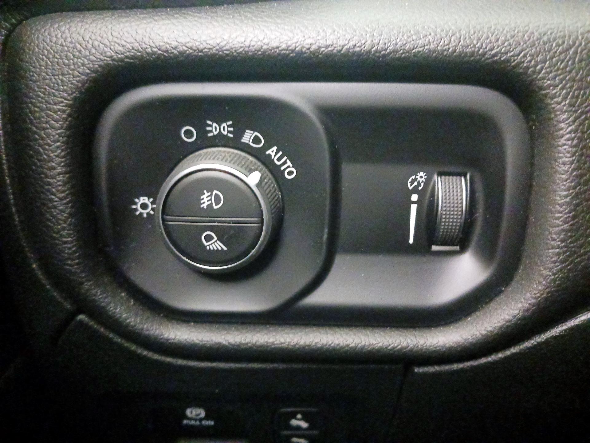 Thumbnail: 2024 RAM 1500 - 13