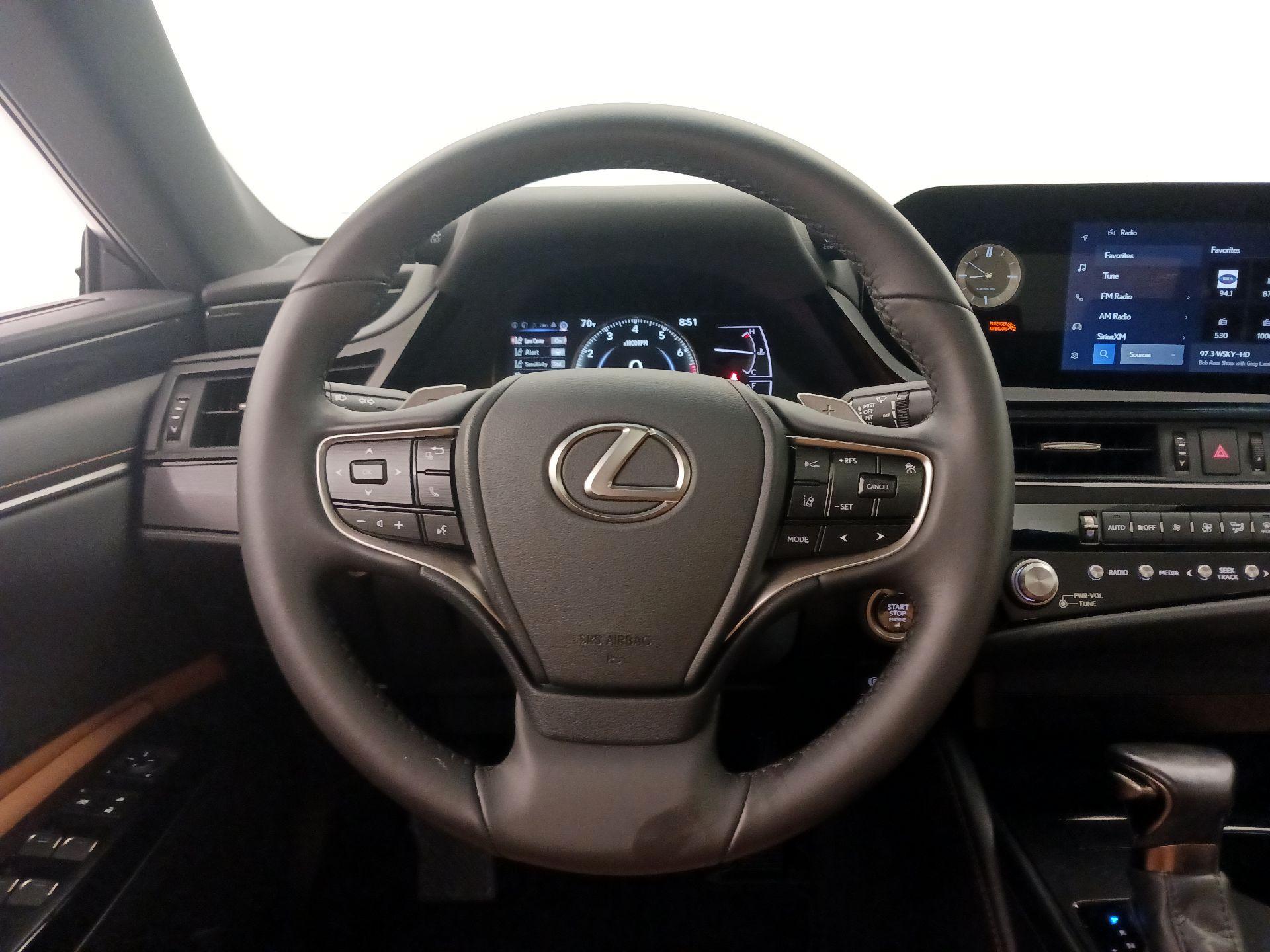 Thumbnail: 2023 Lexus ES - 10