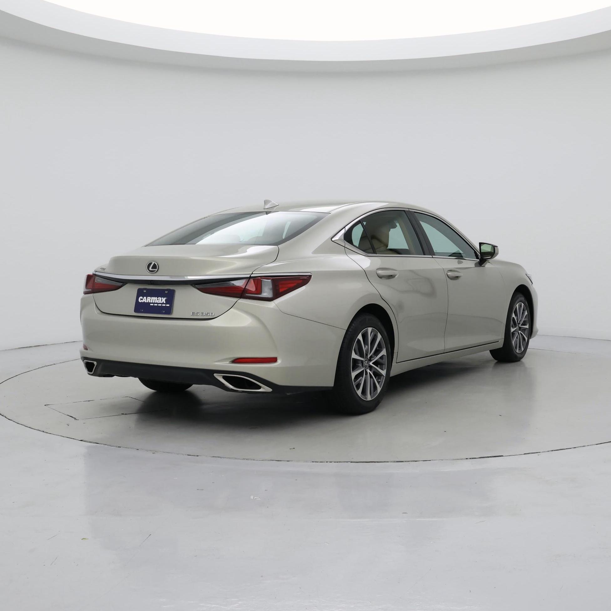 Thumbnail: 2023 Lexus ES - 8