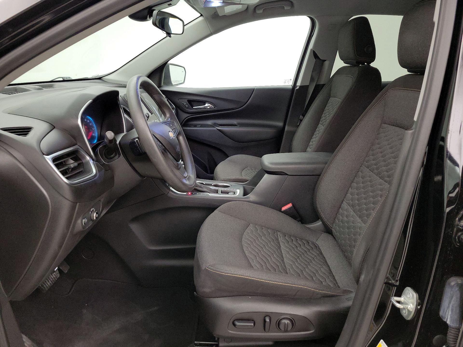 Thumbnail: 2021 Chevrolet Equinox - 11