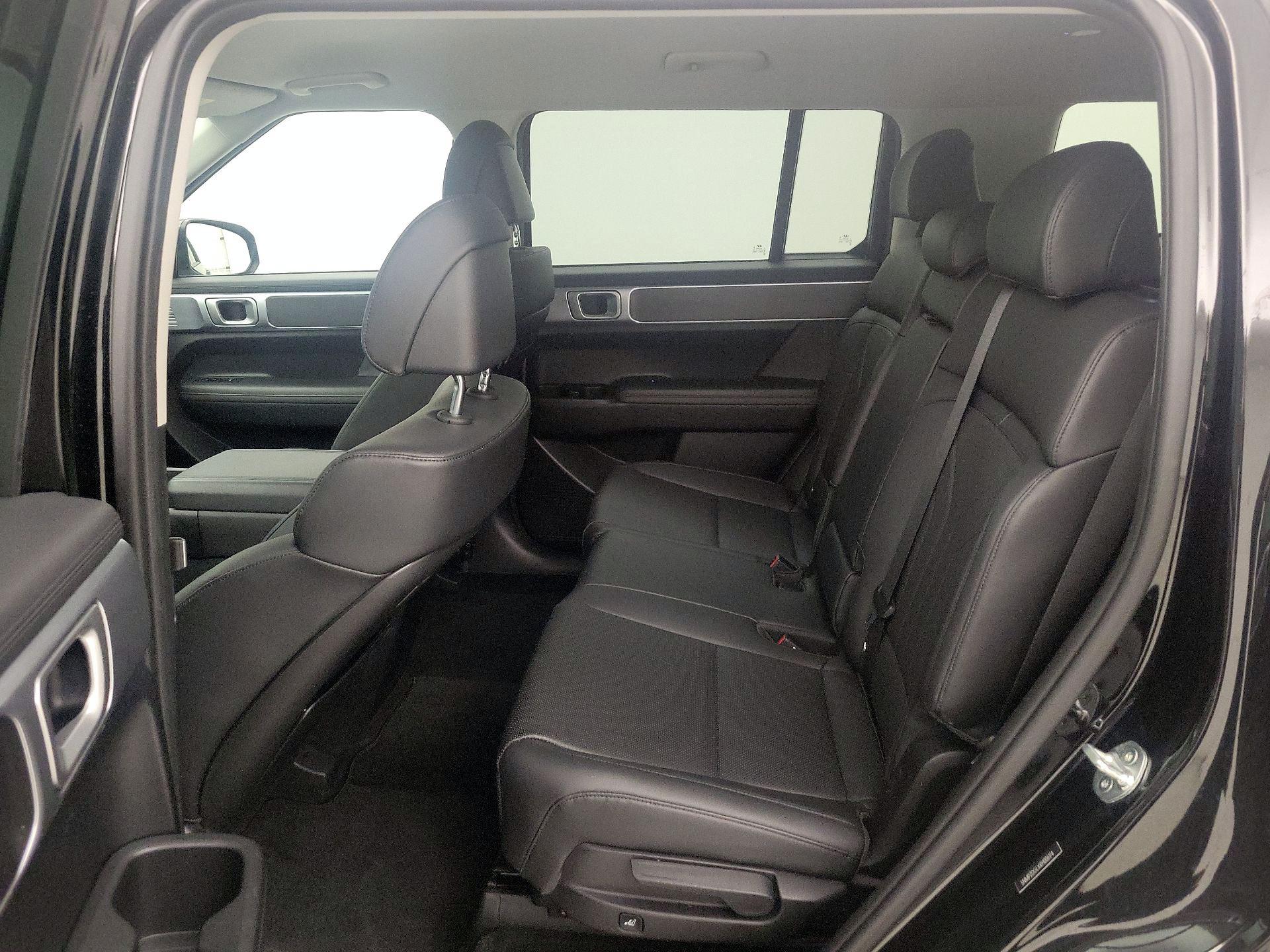 Thumbnail: 2024 Hyundai Santa Fe - 18