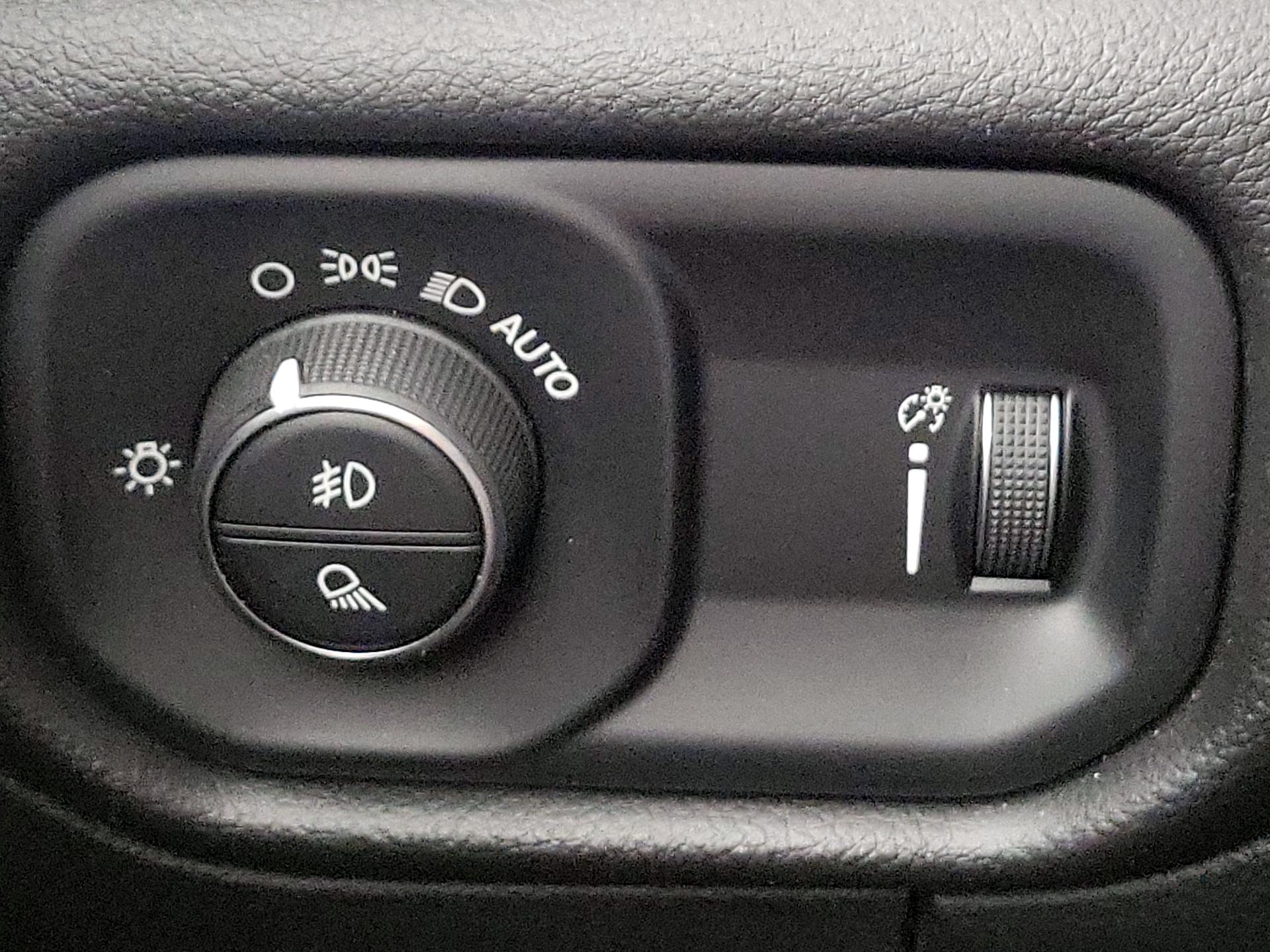 Thumbnail: 2023 RAM 1500 - 13