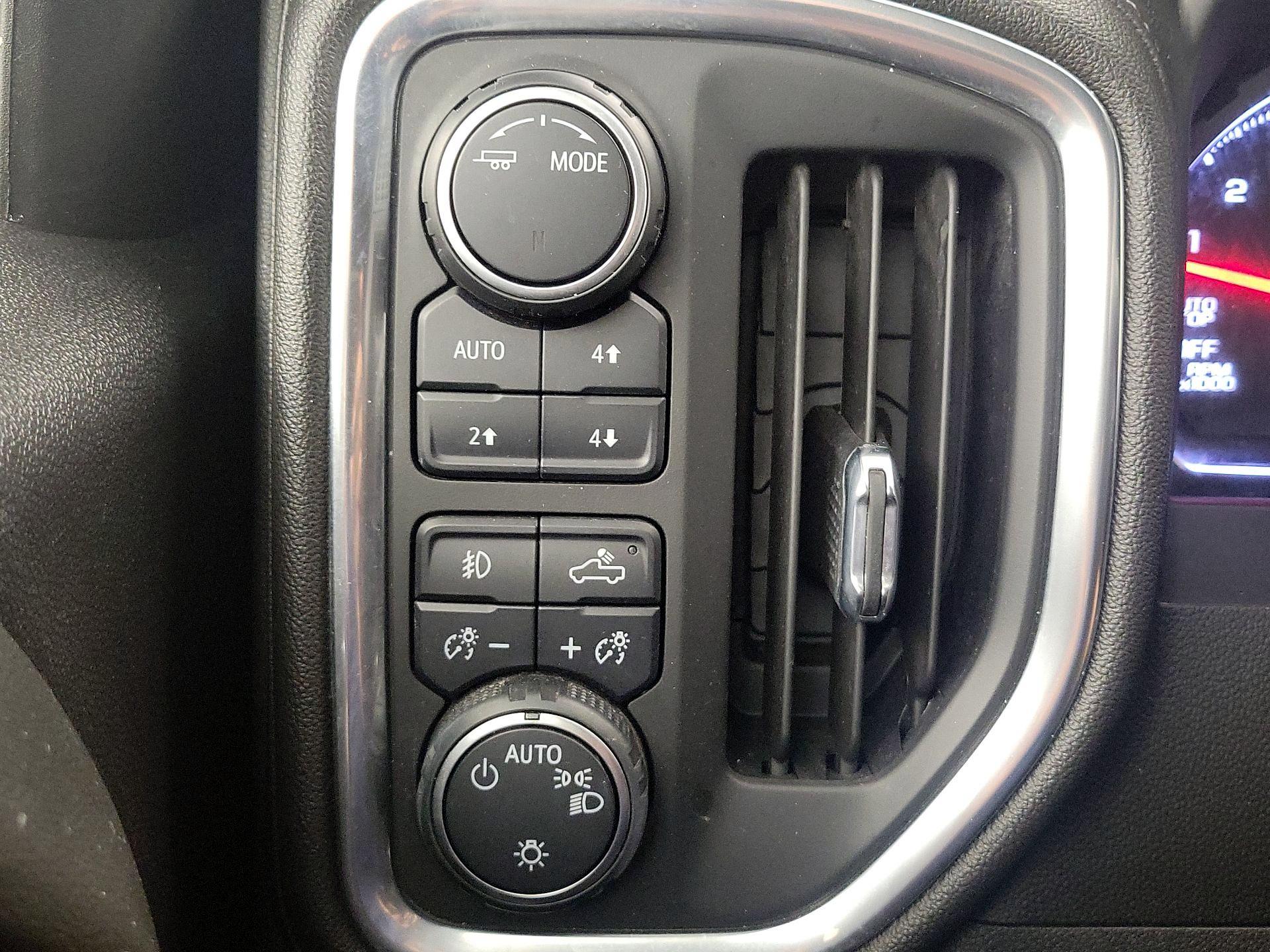 Thumbnail: 2021 Chevrolet Silverado 1500 - 13