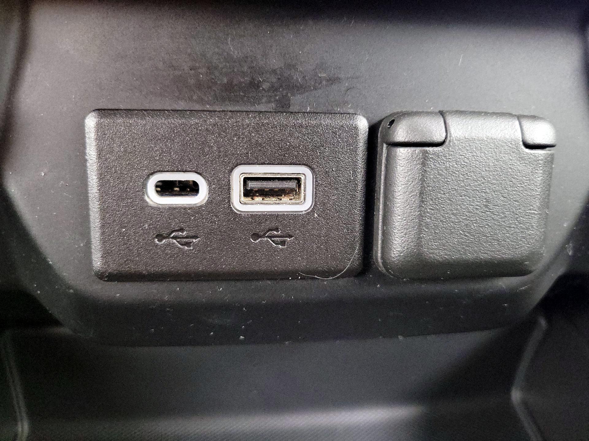 Thumbnail: 2021 Chevrolet Silverado 1500 - 18