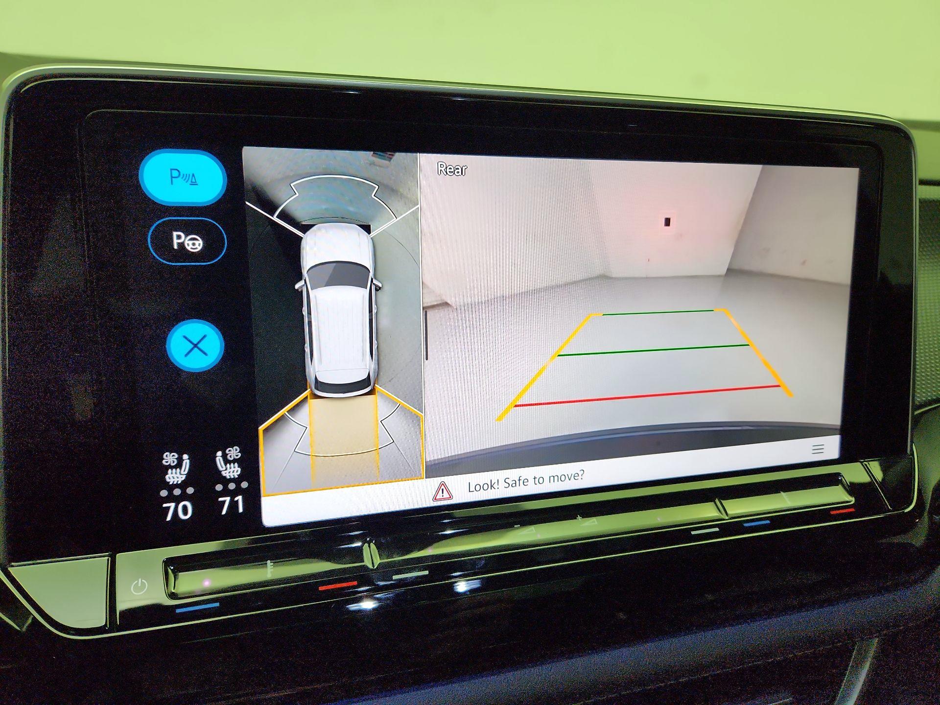 Thumbnail: 2024 Volkswagen Atlas - 15