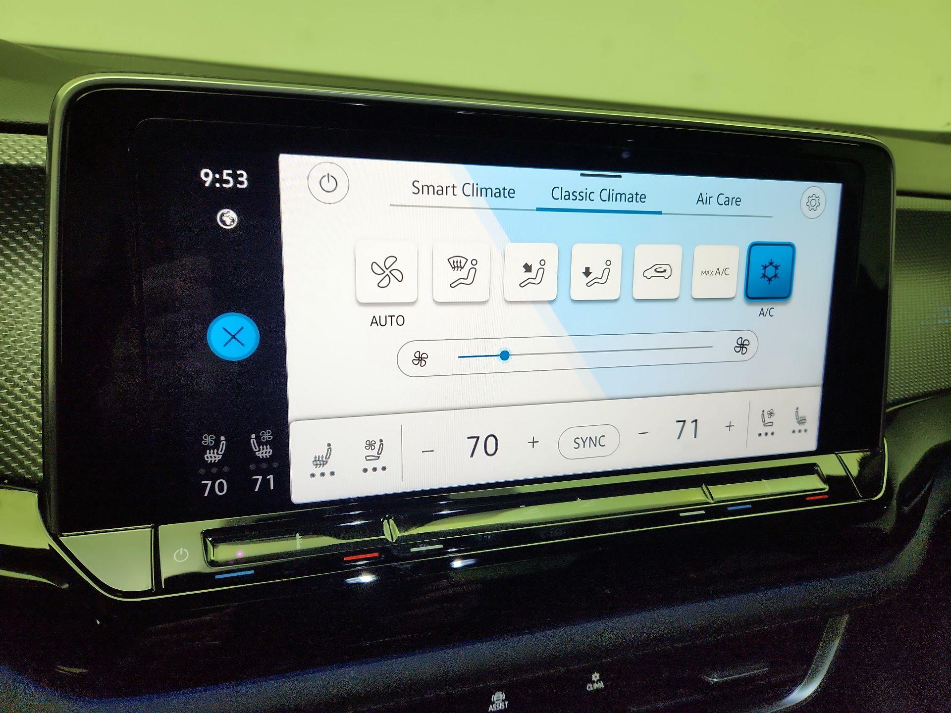 Thumbnail: 2024 Volkswagen Atlas - 17