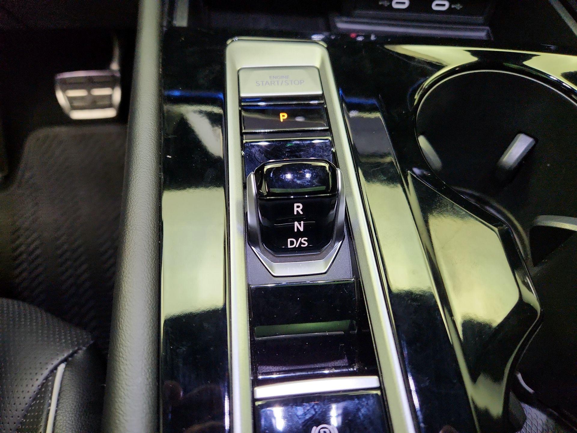 Thumbnail: 2024 Volkswagen Atlas - 18