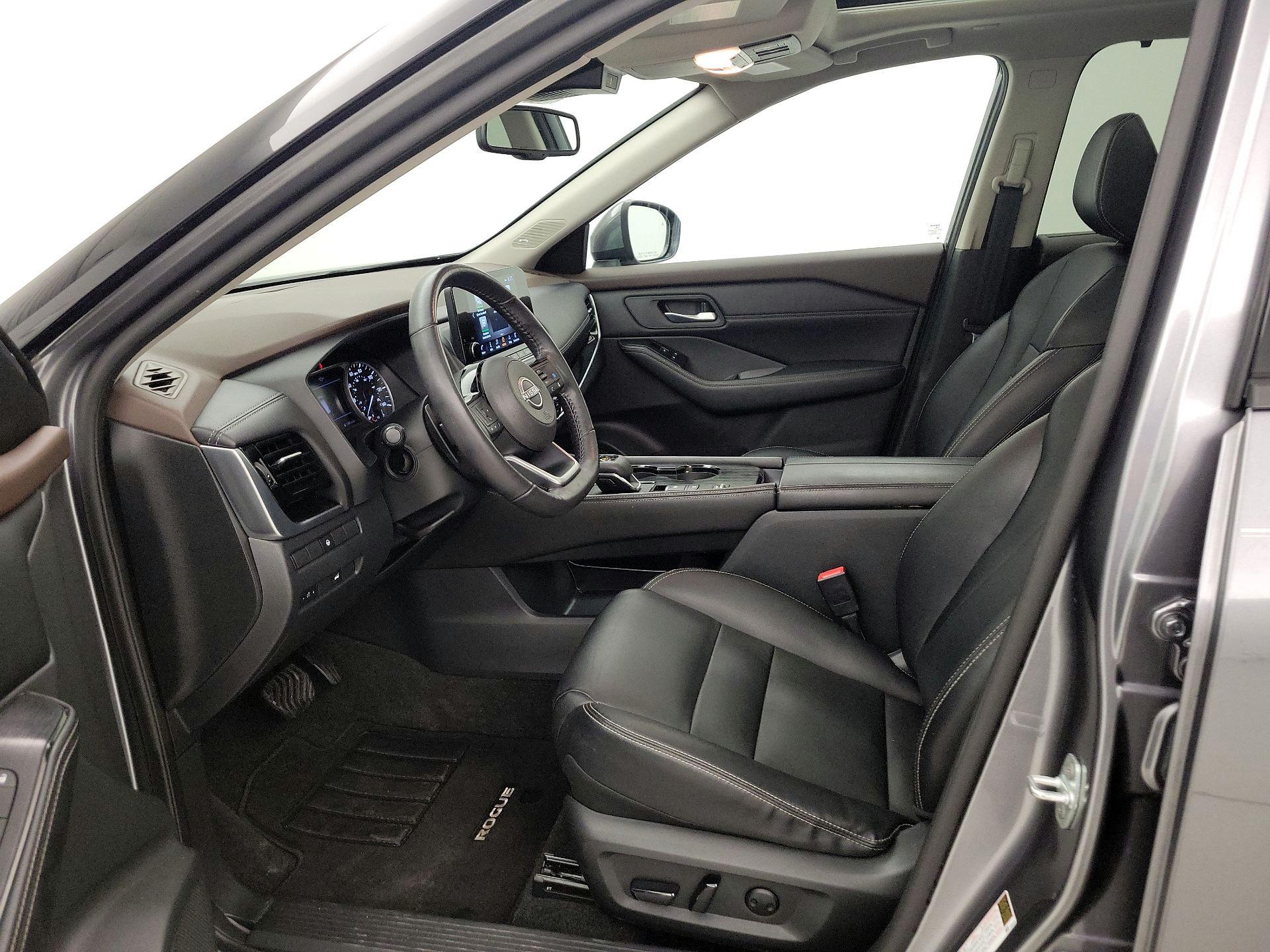 Thumbnail: 2022 Nissan Rogue - 11