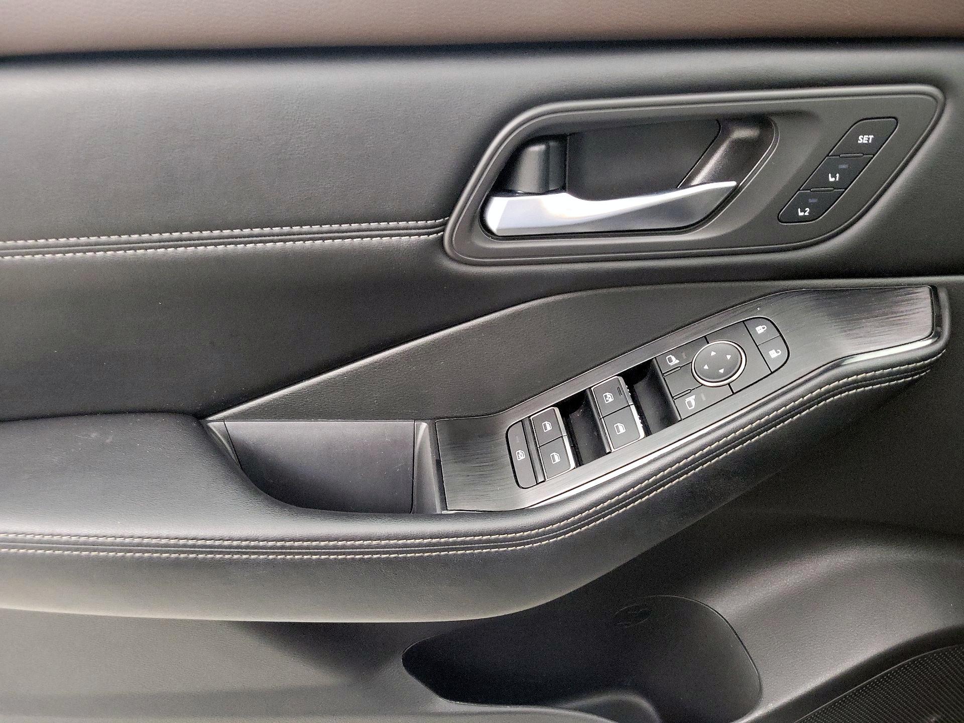 Thumbnail: 2022 Nissan Rogue - 12