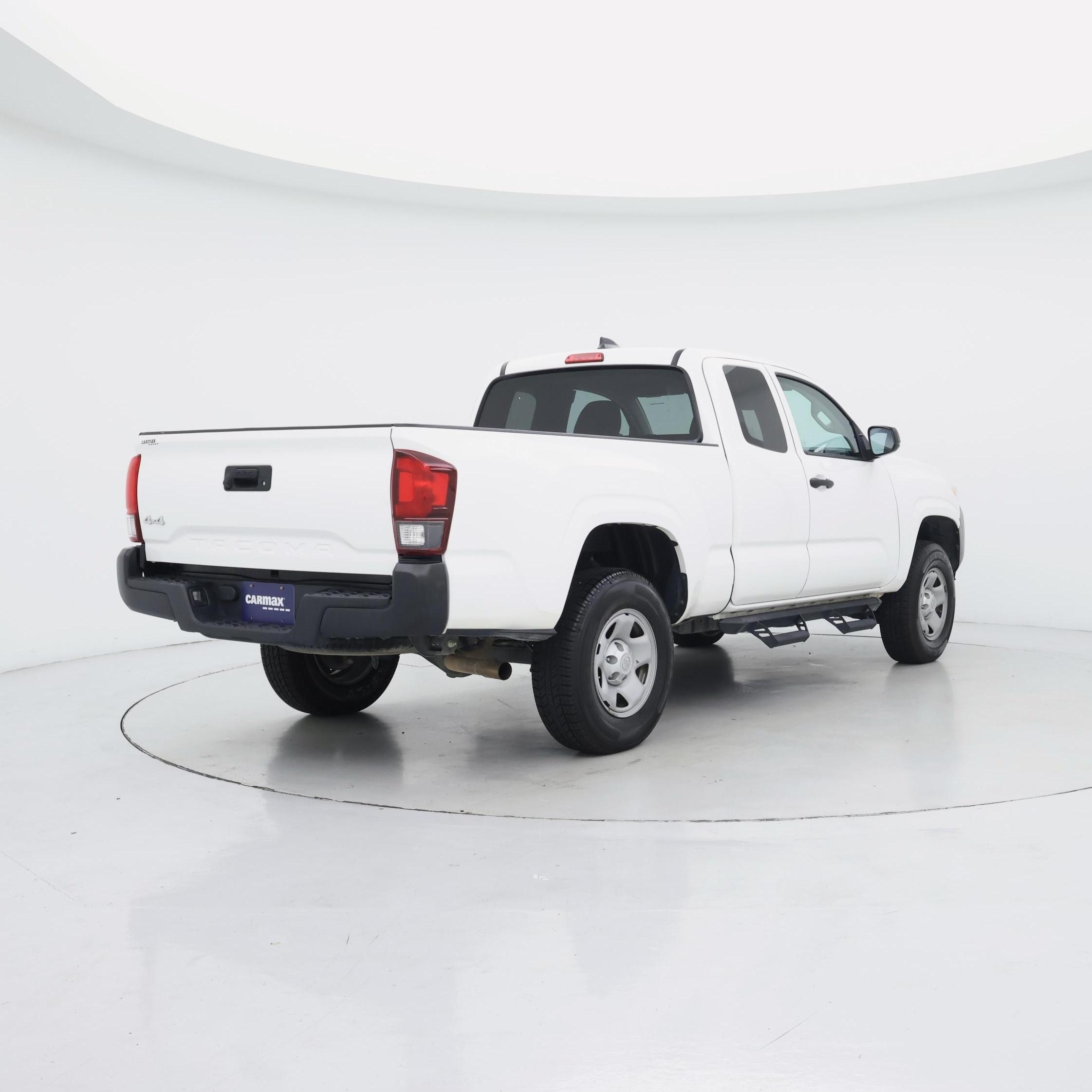 Thumbnail: 2022 Toyota Tacoma - 8