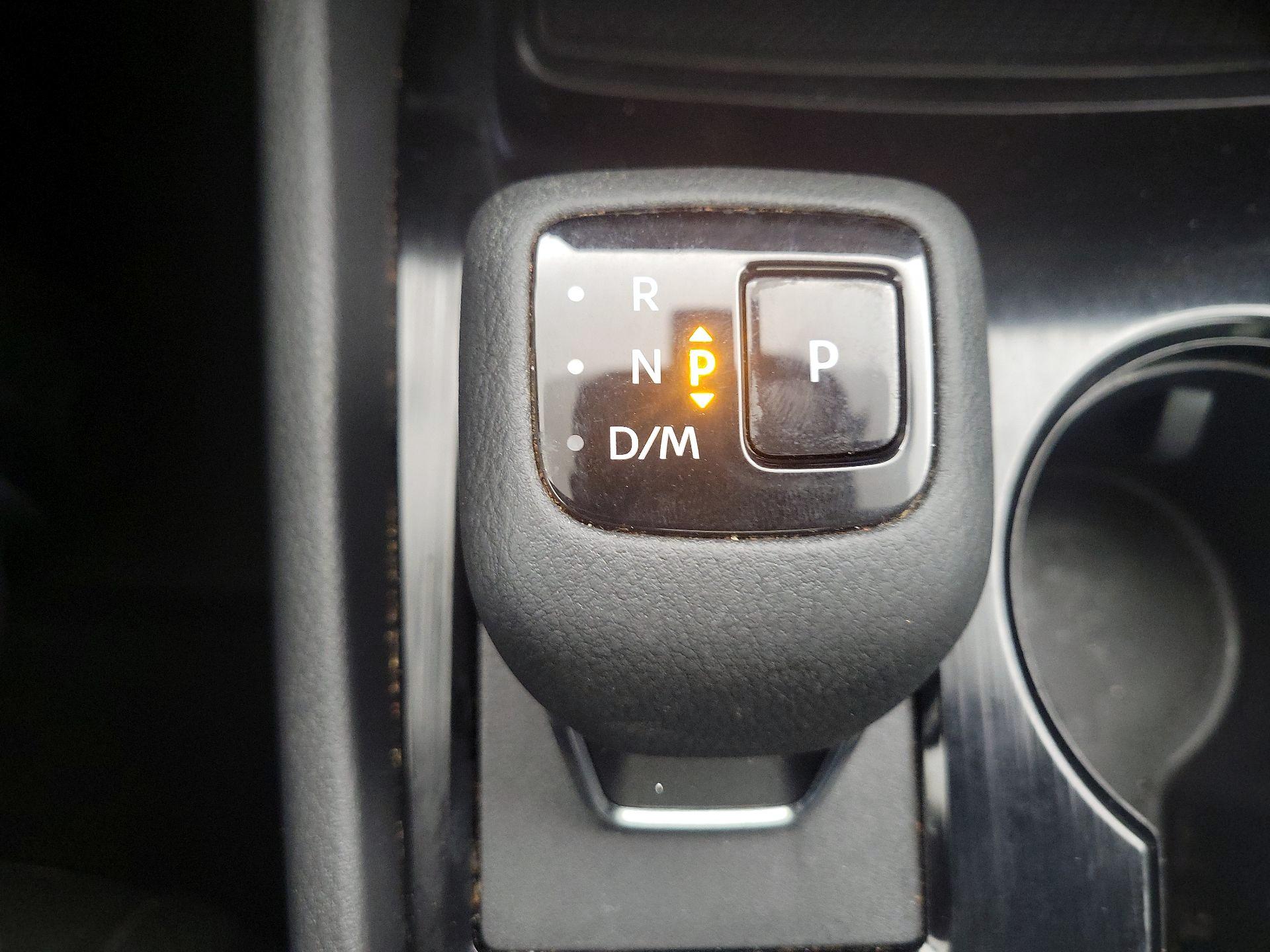 Thumbnail: 2022 Nissan Rogue - 17