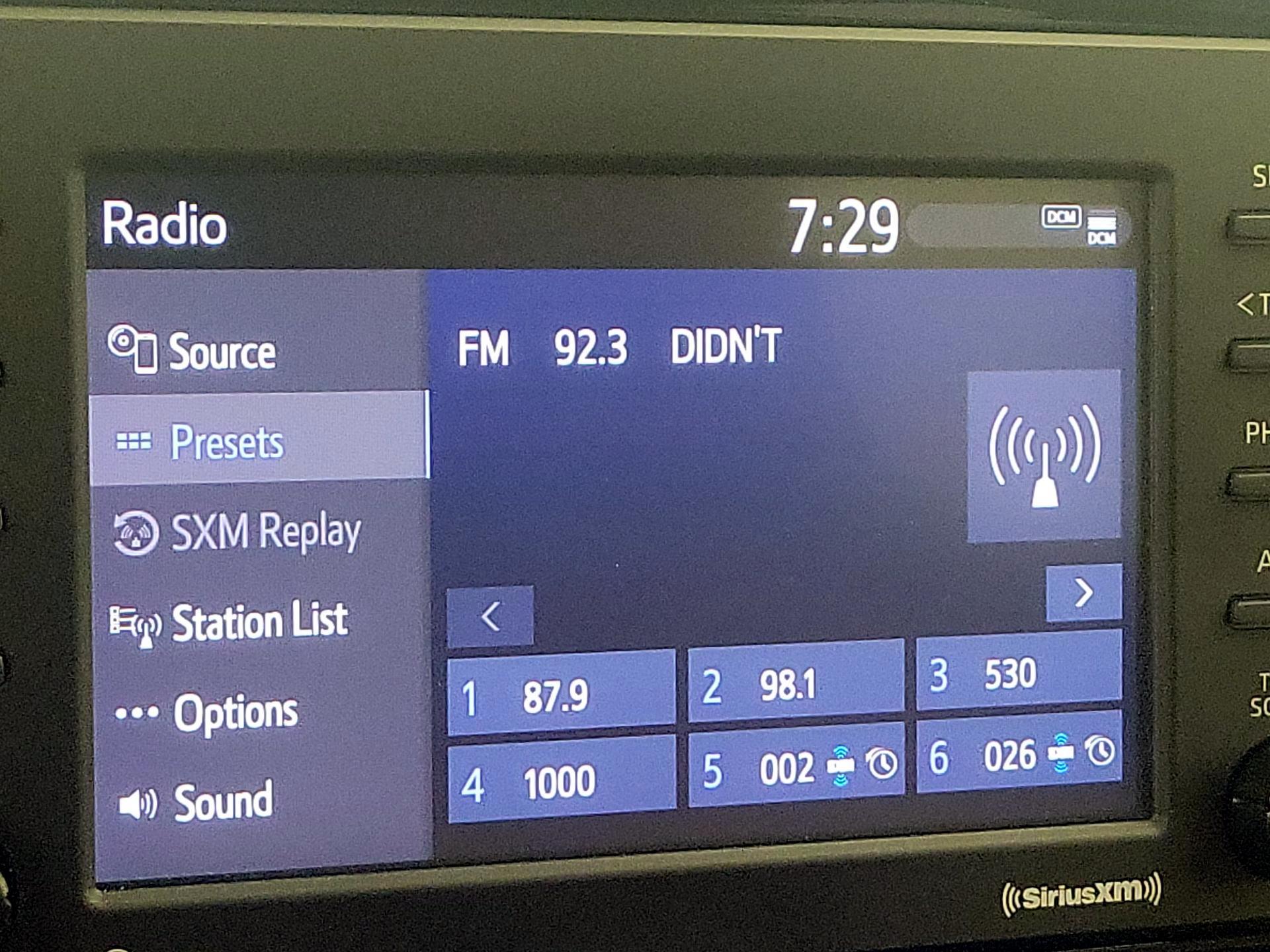 Thumbnail: 2022 Toyota RAV4 - 15