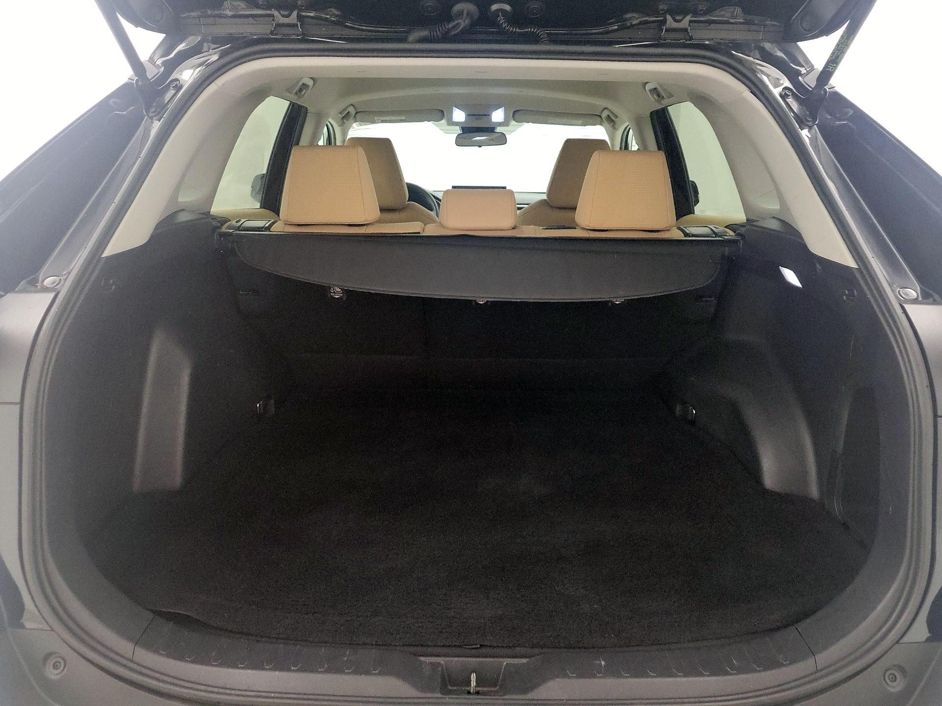 Thumbnail: 2022 Toyota RAV4 - 20