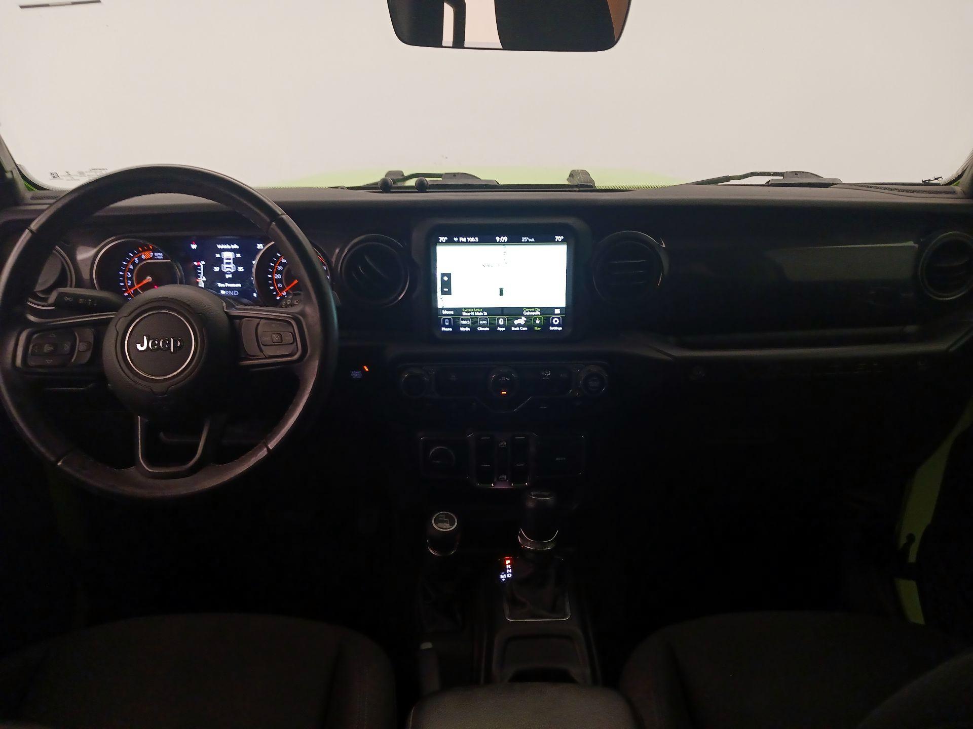 Thumbnail: 2021 Jeep Wrangler - 9