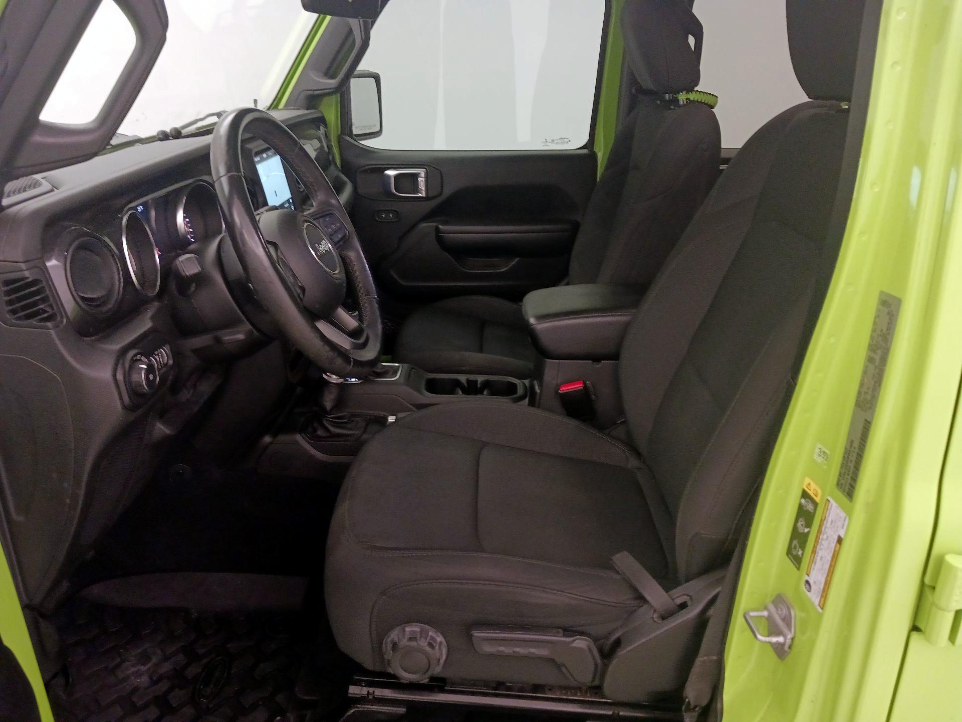 Thumbnail: 2021 Jeep Wrangler - 11