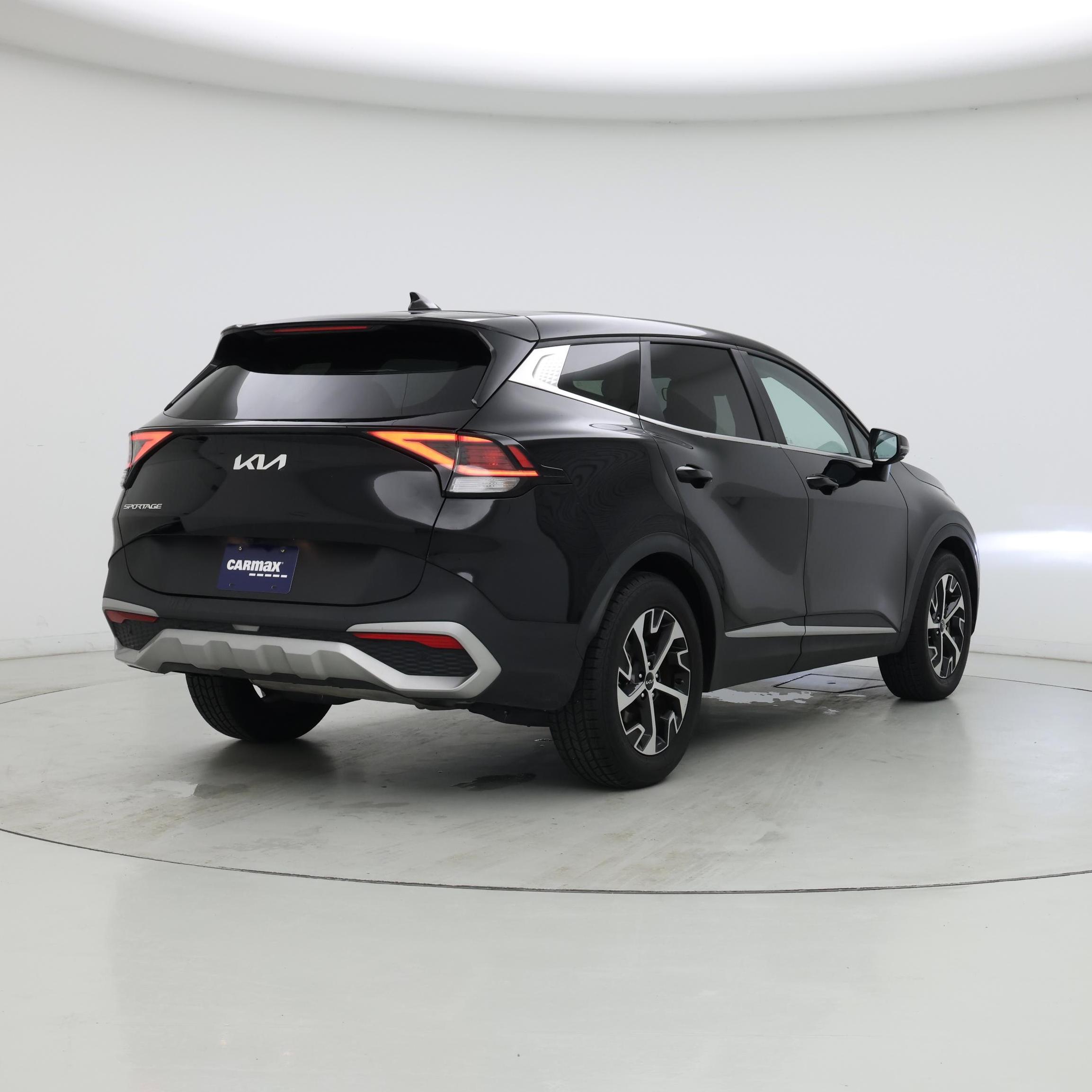 Thumbnail: 2023 Kia Sportage - 8