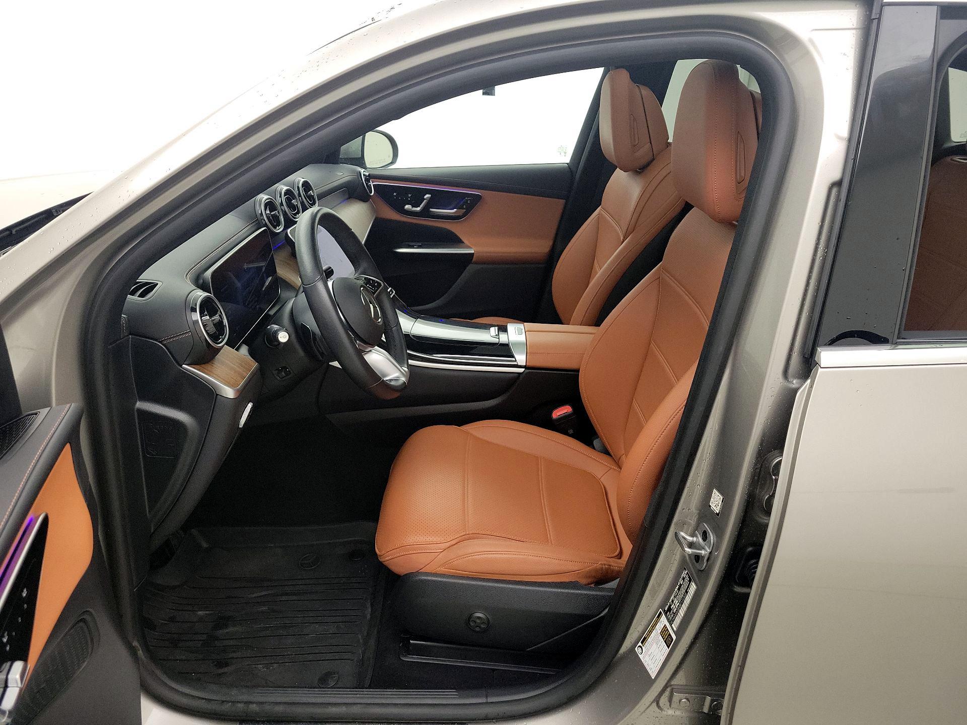 Thumbnail: 2024 Mercedes-Benz GLC - 11