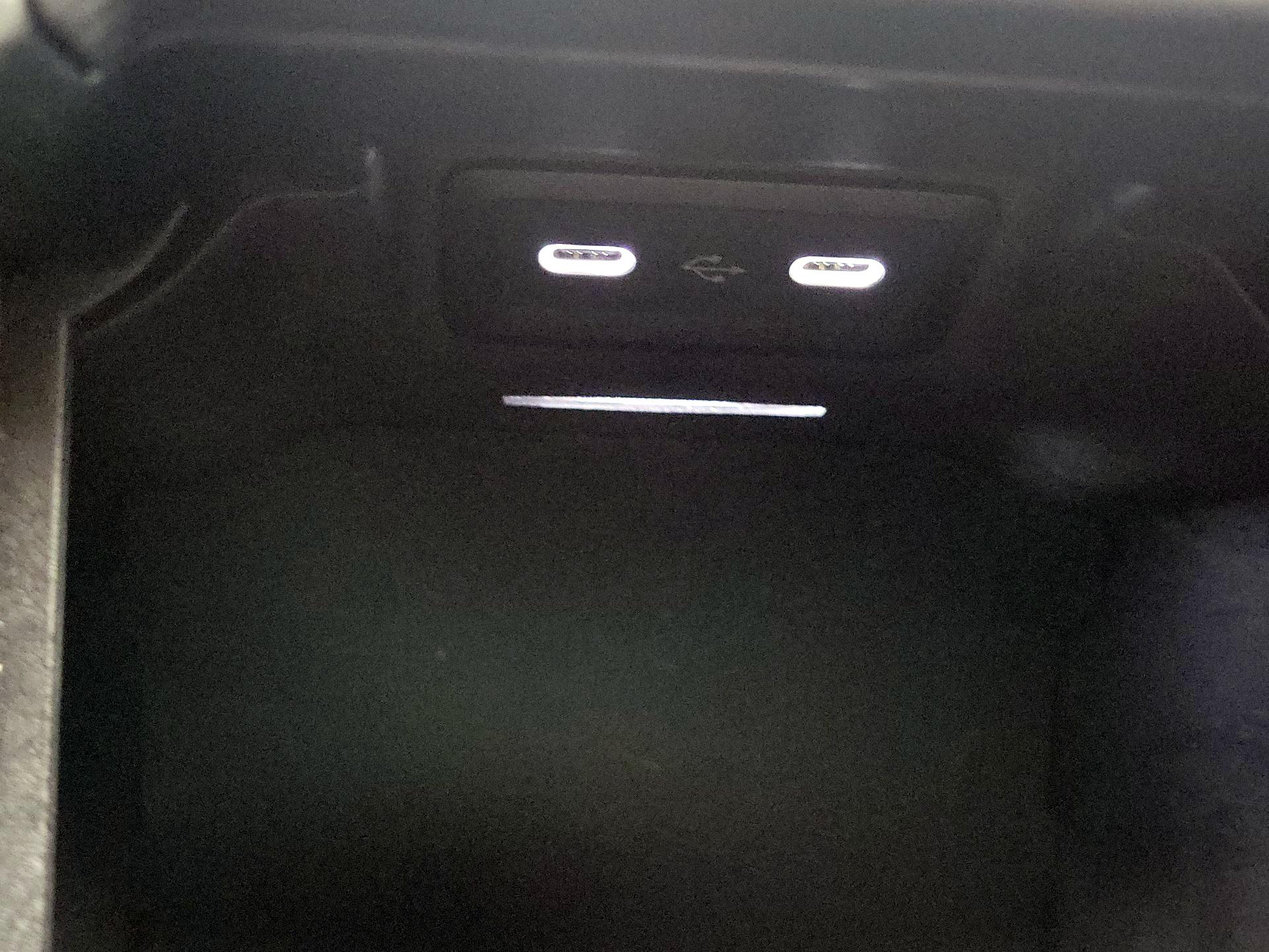 Thumbnail: 2024 Mercedes-Benz GLC - 19